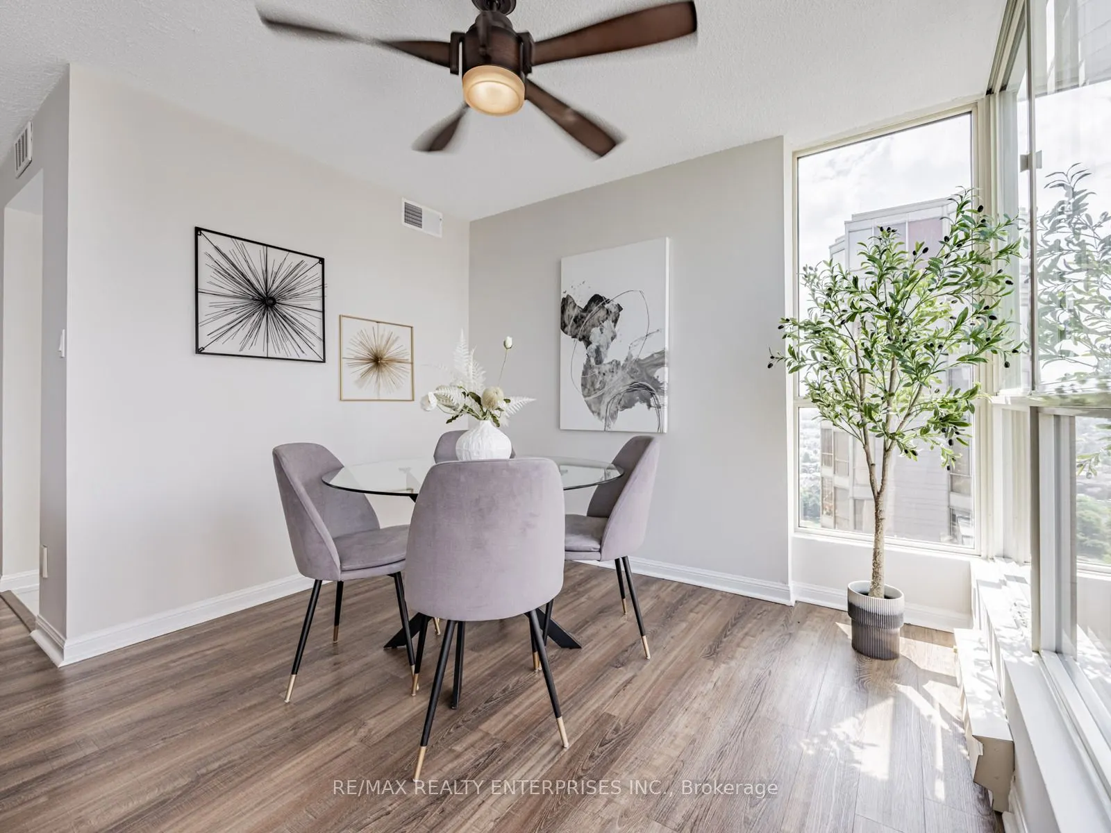 55 Kingsbridge Garden Circle, #2213