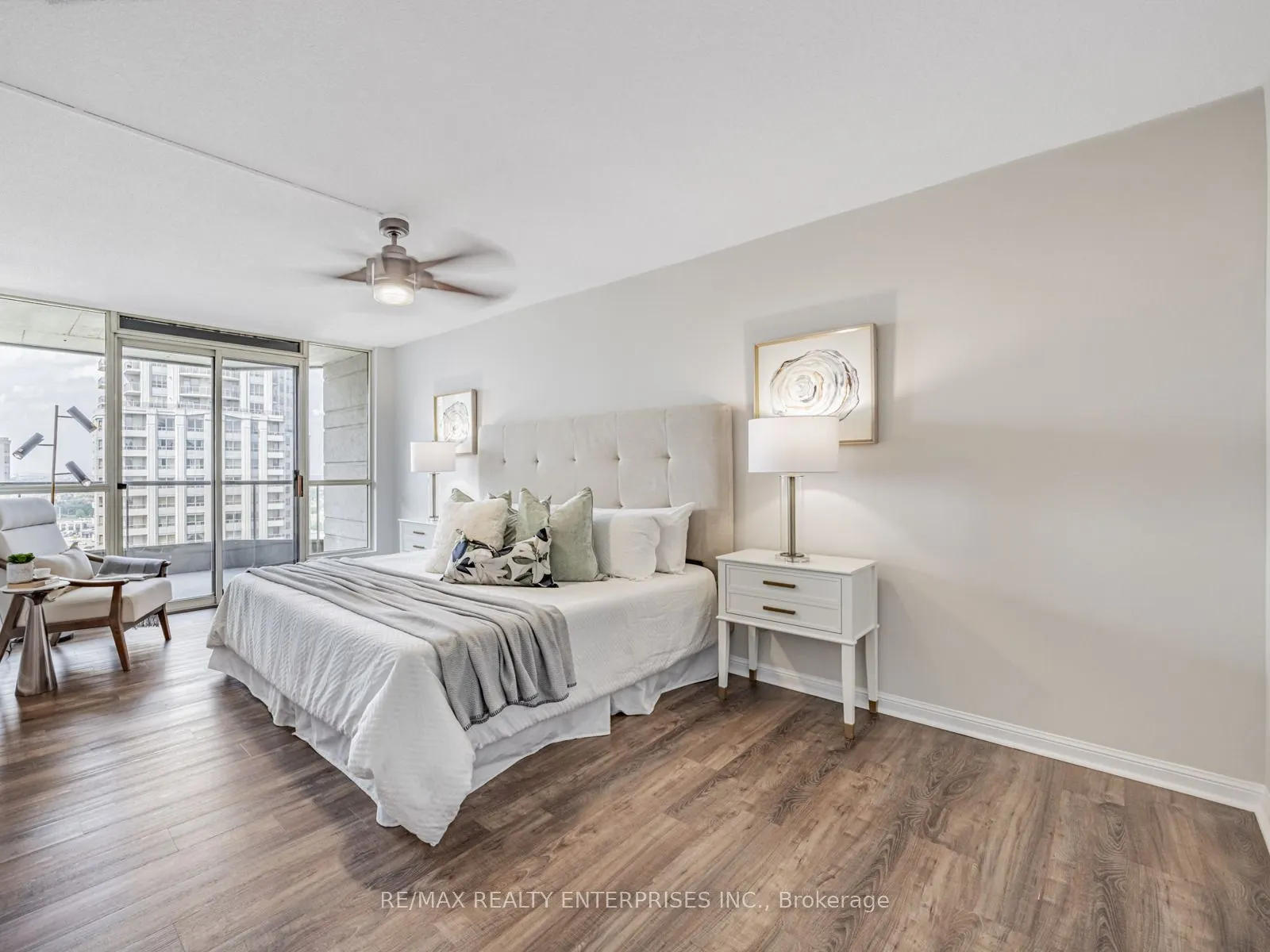 55 Kingsbridge Garden Circle, #2213