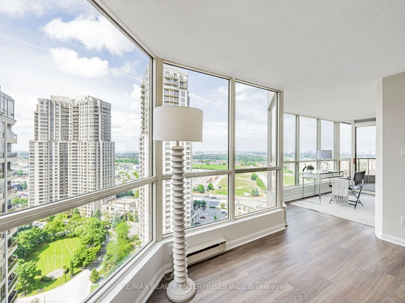 55 Kingsbridge Garden Circle, #2213