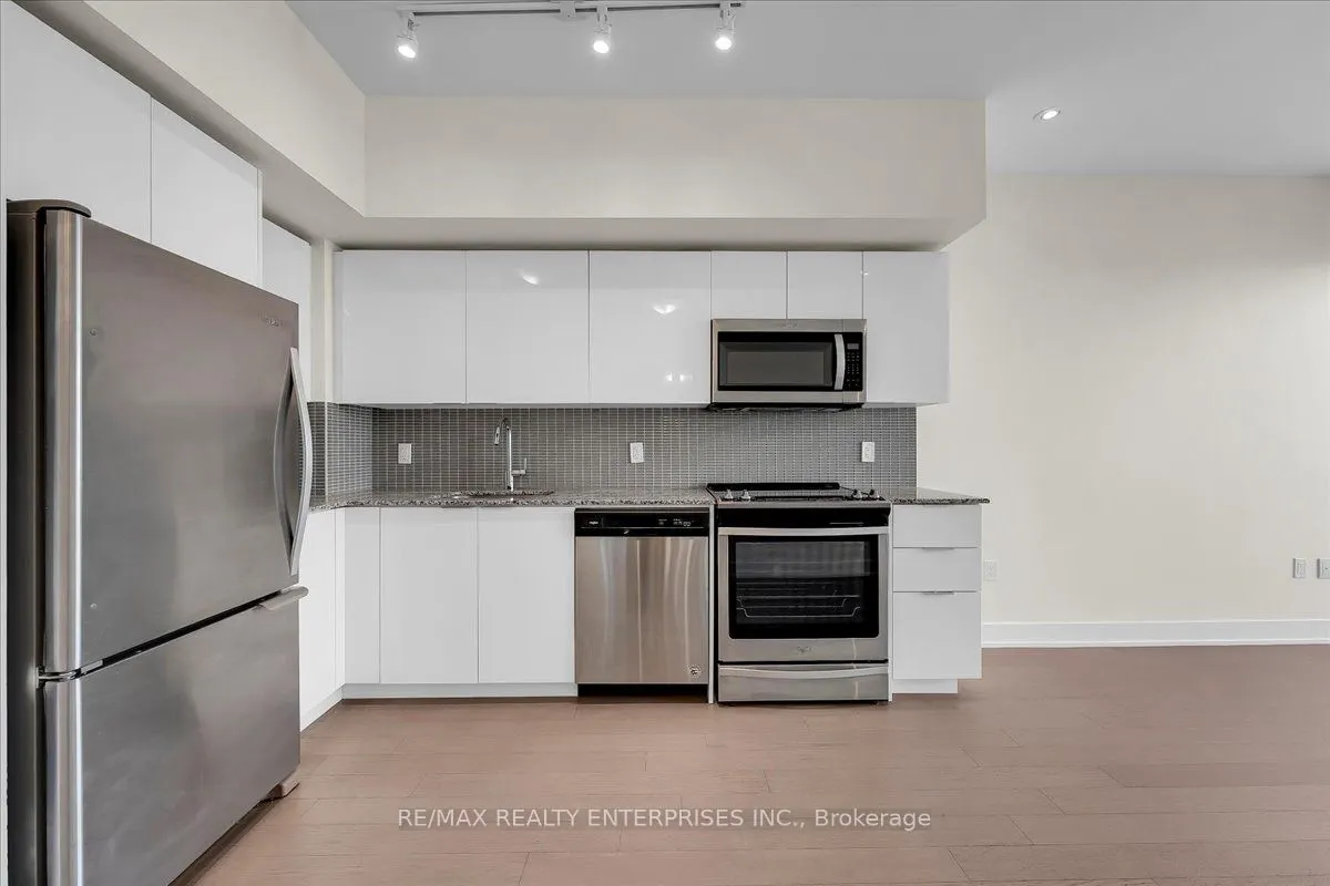 20 Shore Breeze Drive, #2806