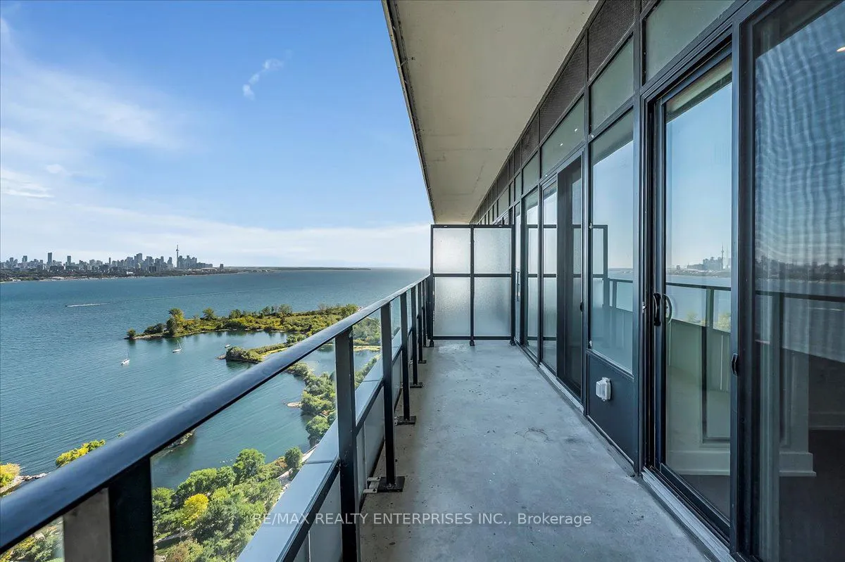 20 Shore Breeze Drive, #2806