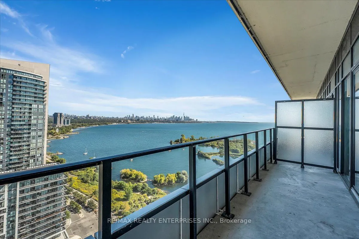 20 Shore Breeze Drive, #2806
