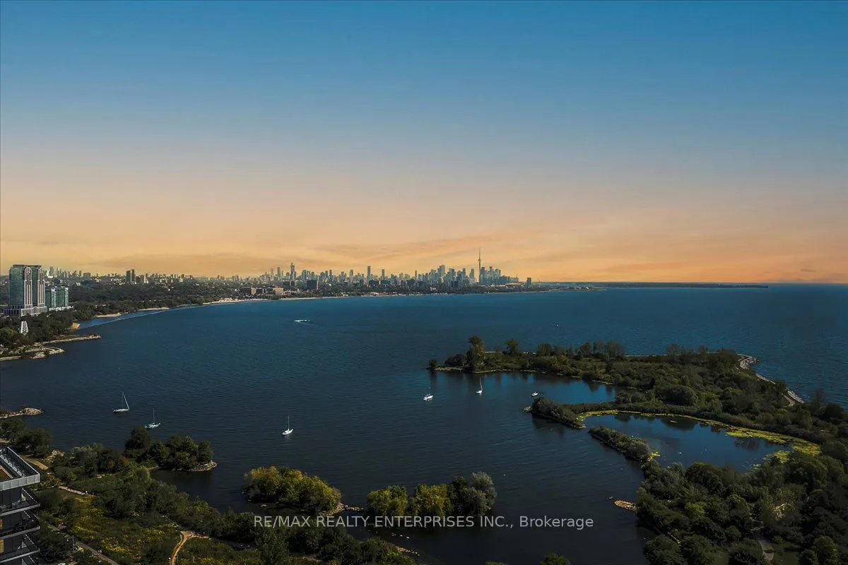 20 Shore Breeze Drive, #2806