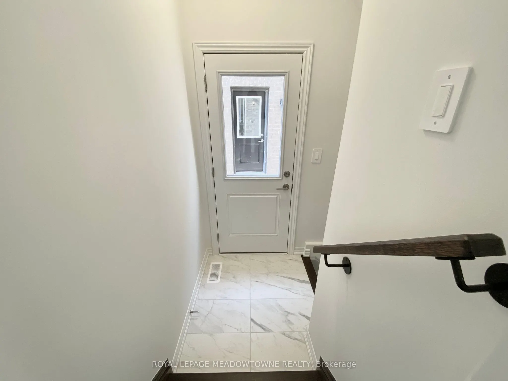 1461 Savoline Boulevard