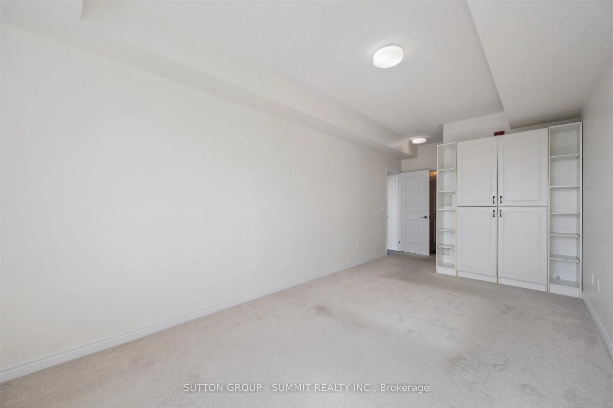 216 Oak Park Boulevard, #433