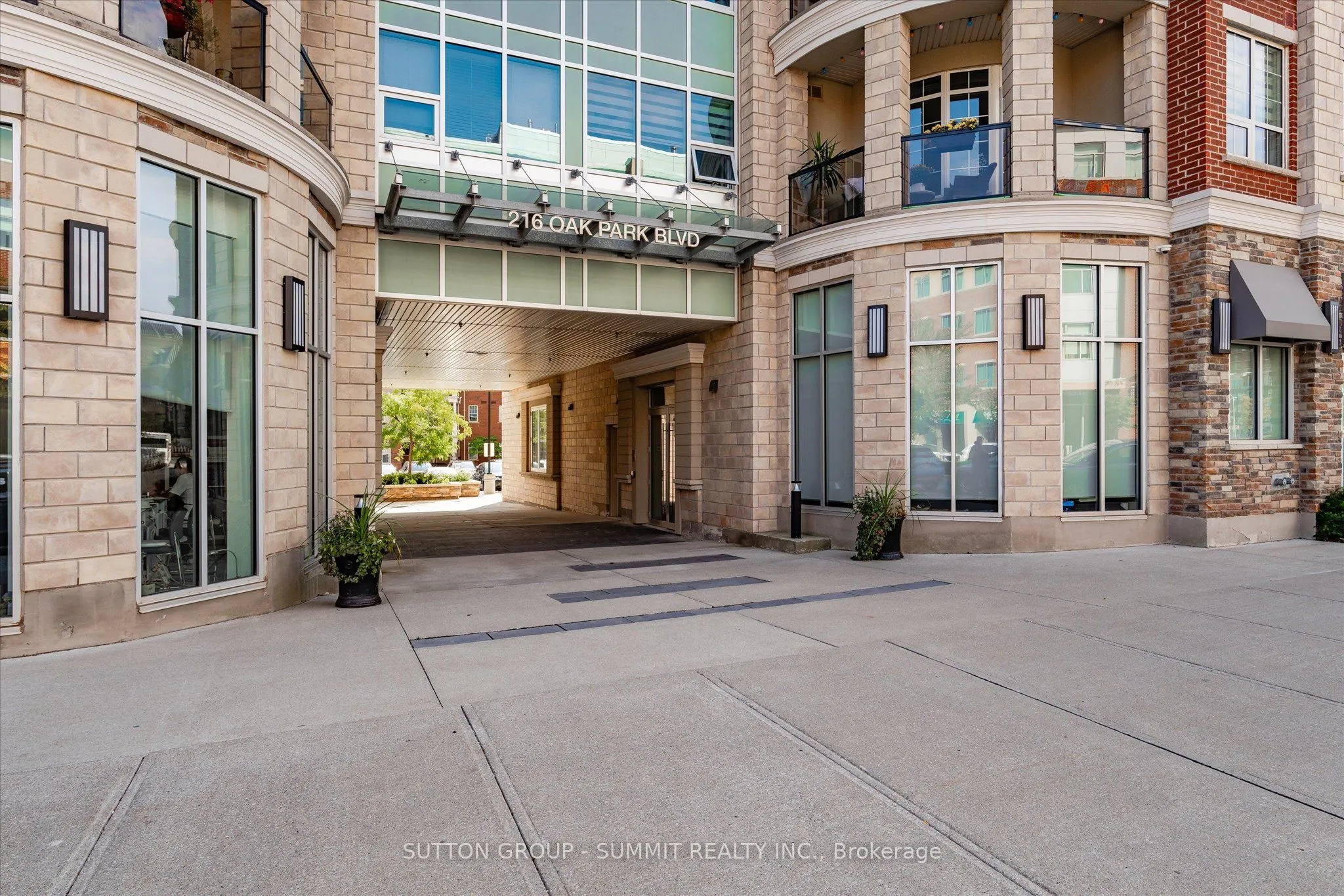 216 Oak Park Boulevard, #433