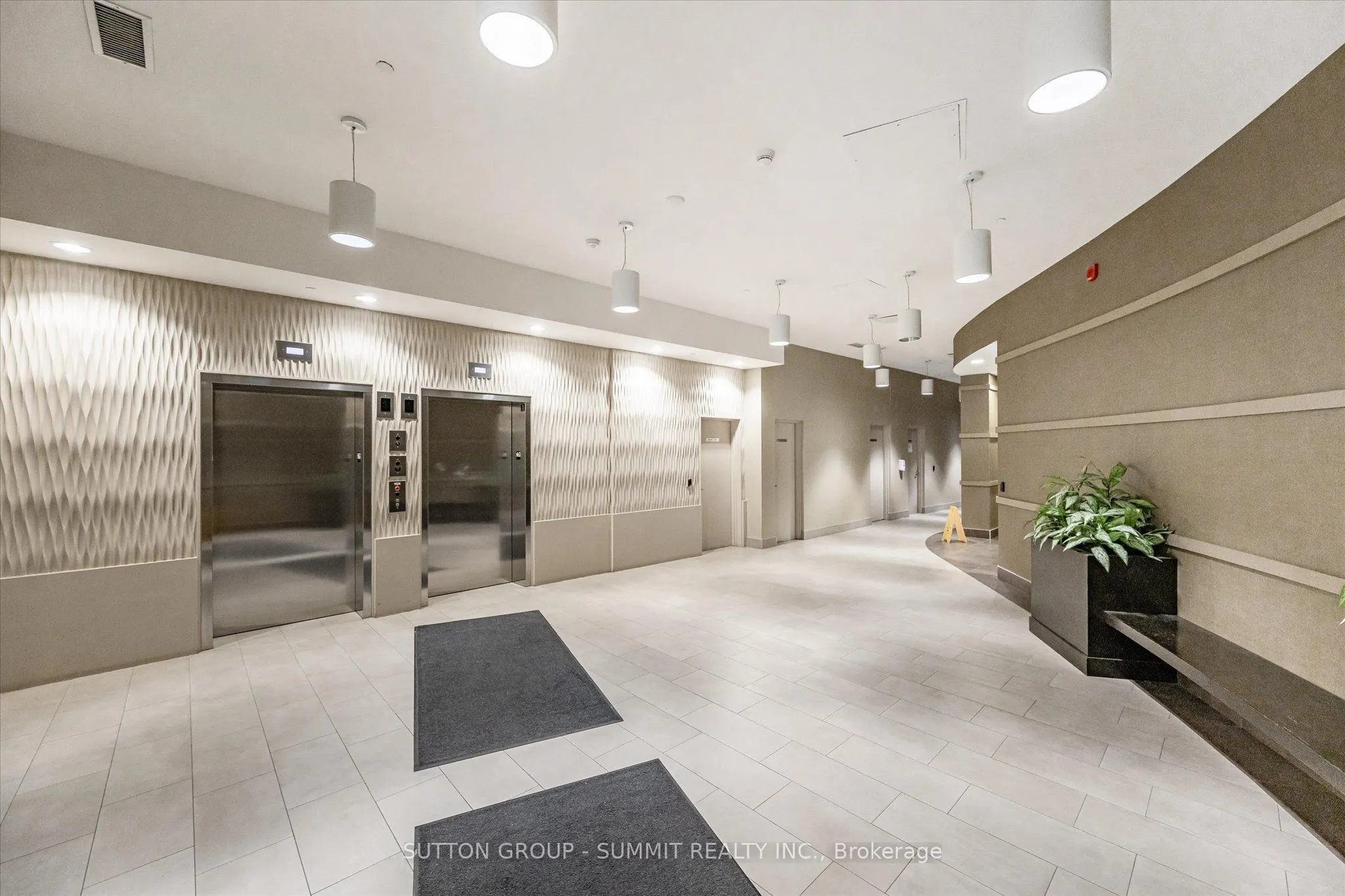 216 Oak Park Boulevard, #433