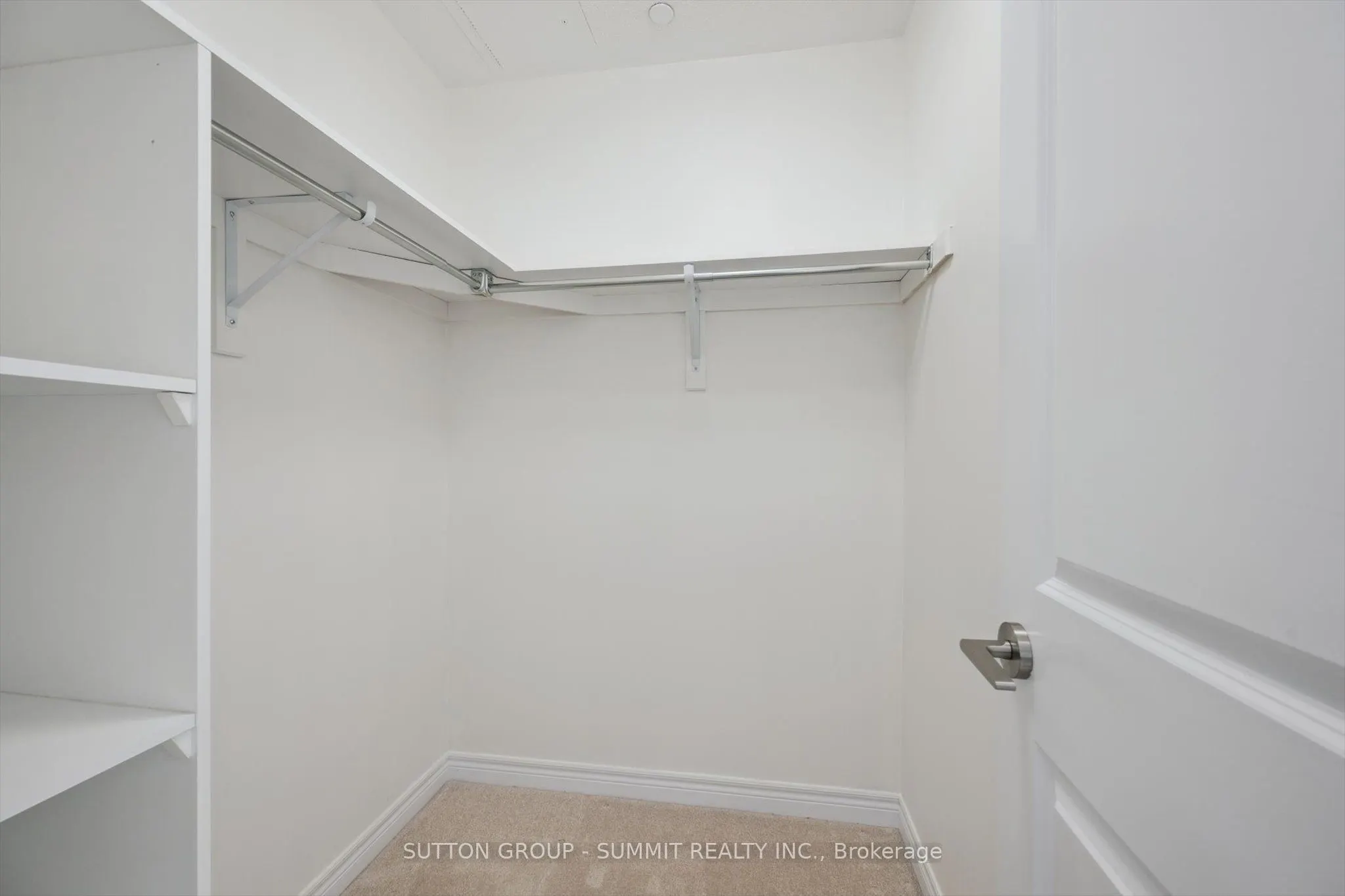 216 Oak Park Boulevard, #433