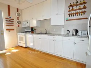 2707 Lake Shore Boulevard W, #3