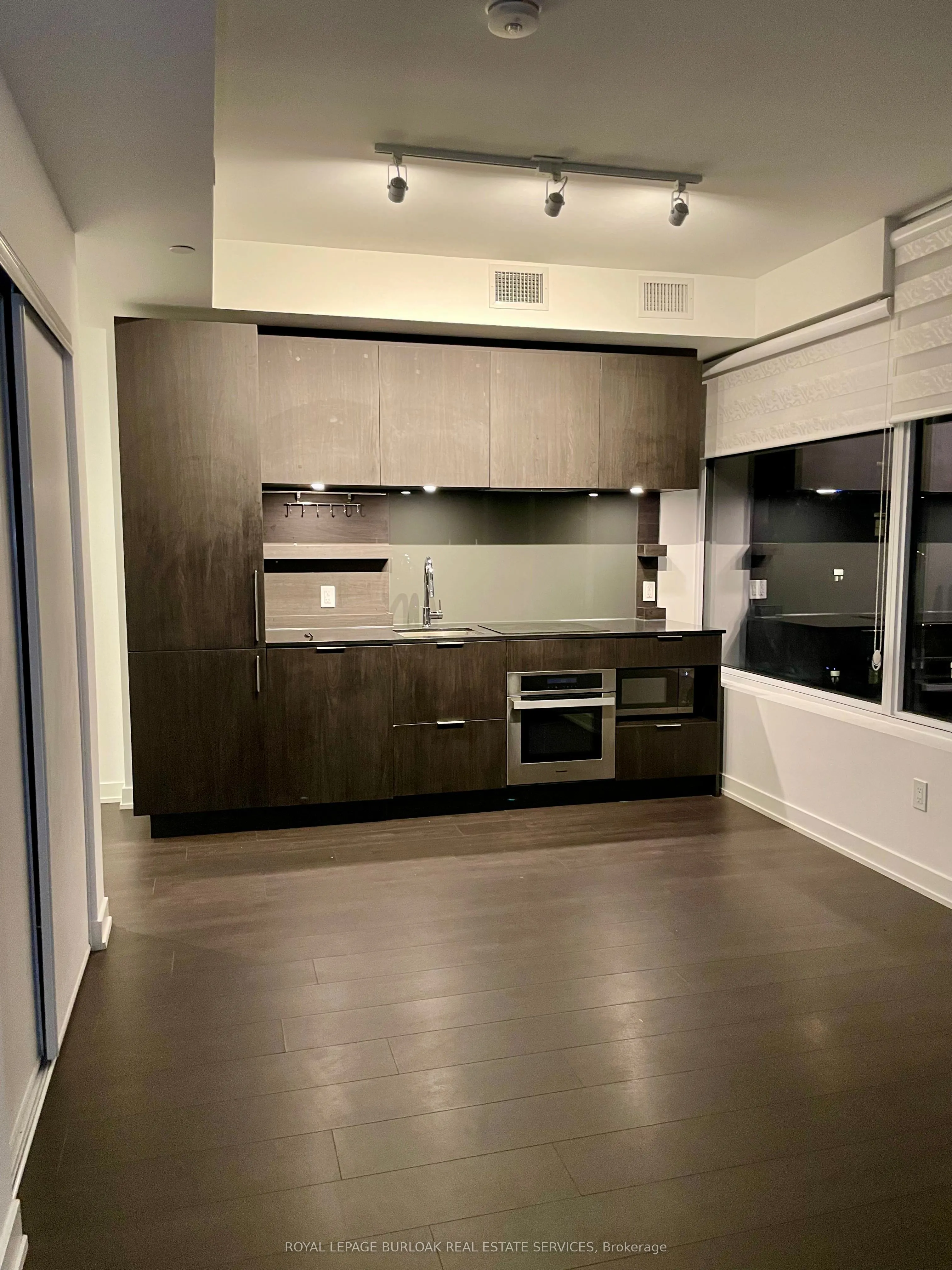 28 Ann Street, #719