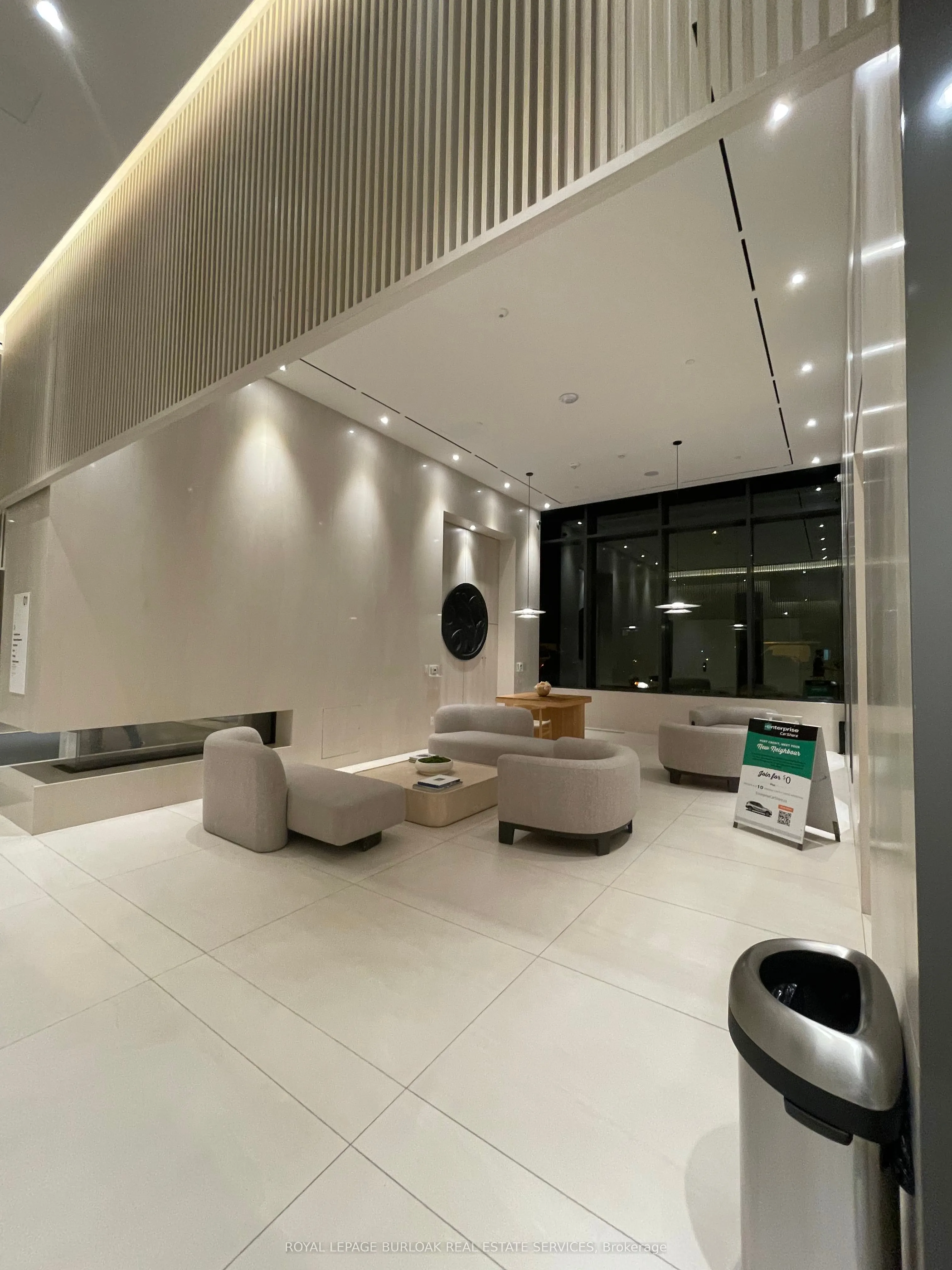 28 Ann Street, #719