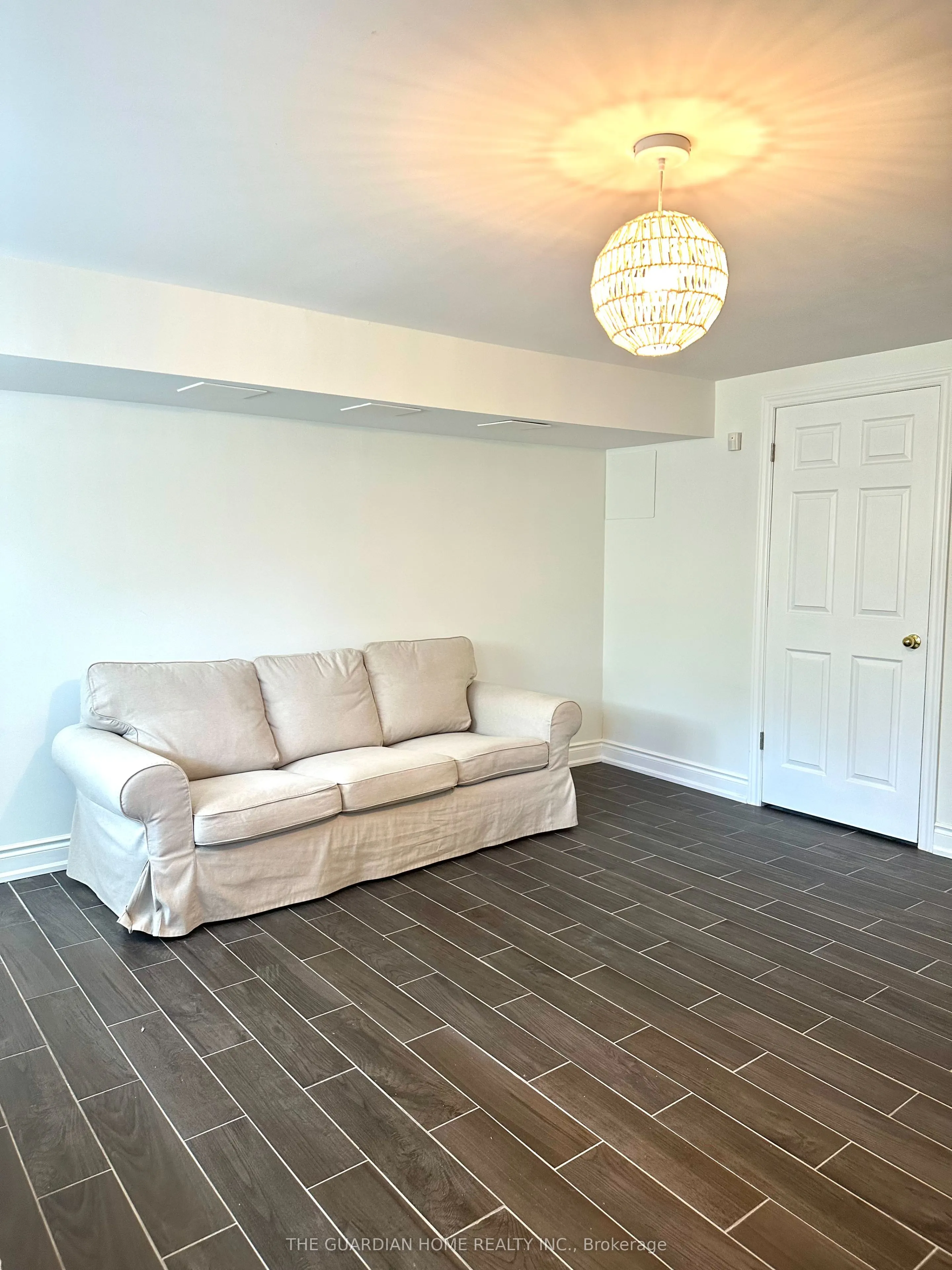3057 Finch Avenue W, #35