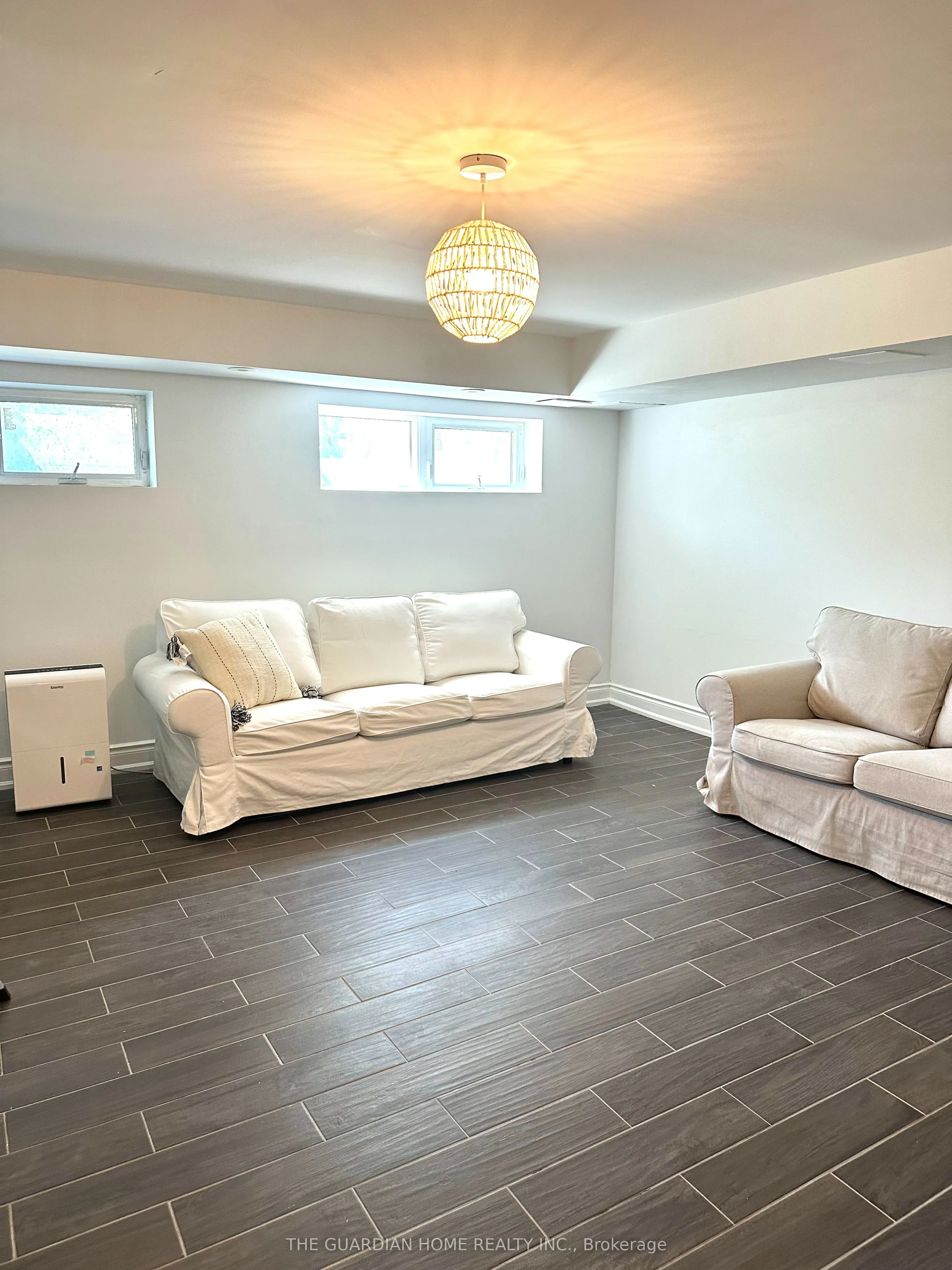 3057 Finch Avenue W, #35