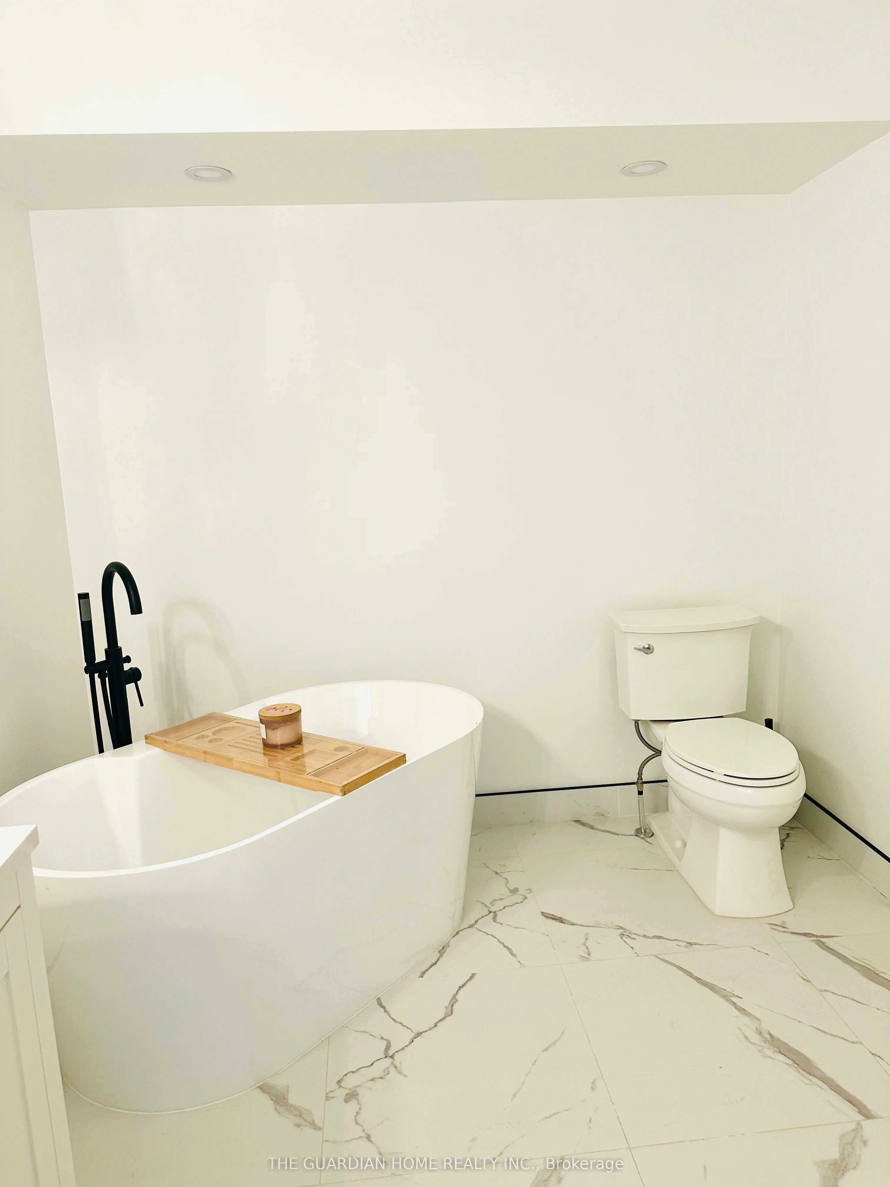 3057 Finch Avenue W, #35