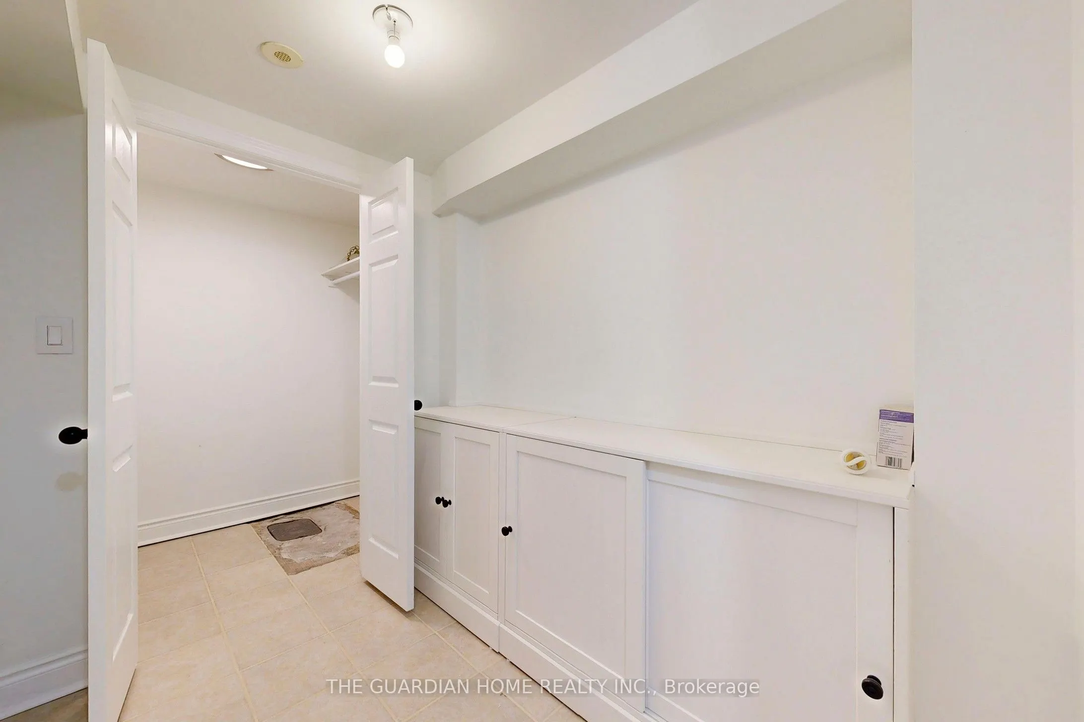 3057 Finch Avenue W, #35