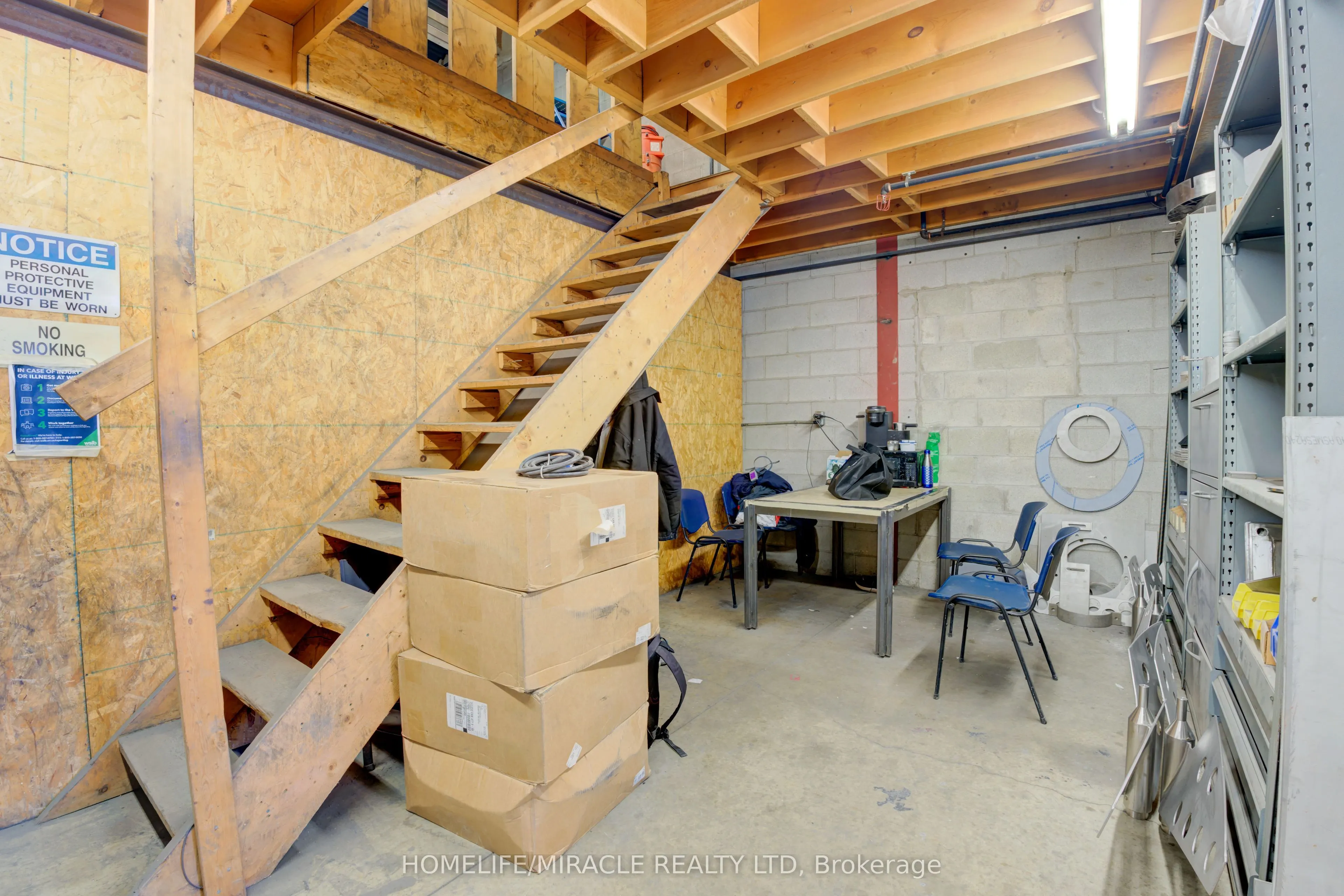 175 Advance Boulevard, #11