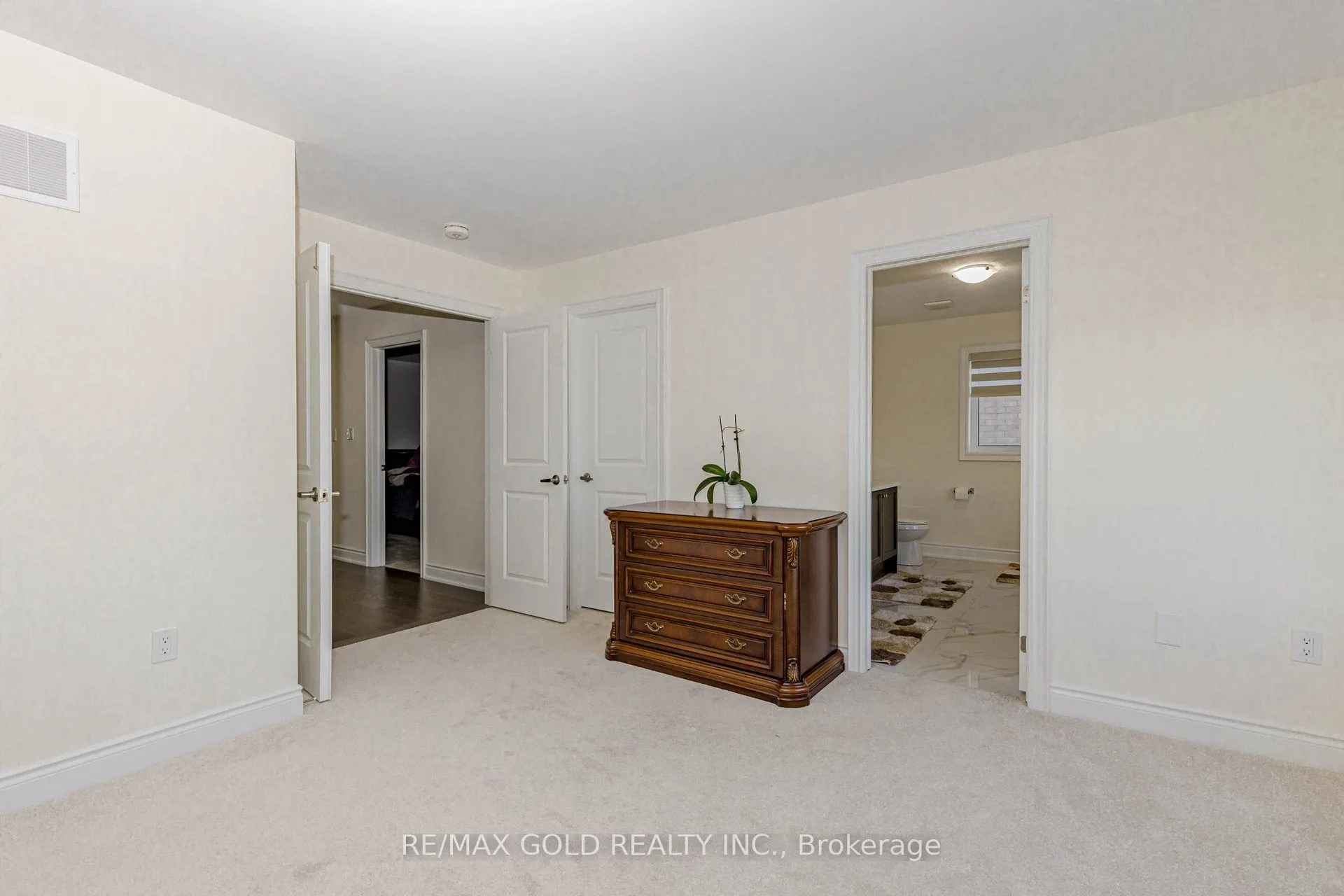 32 Claremount Drive
