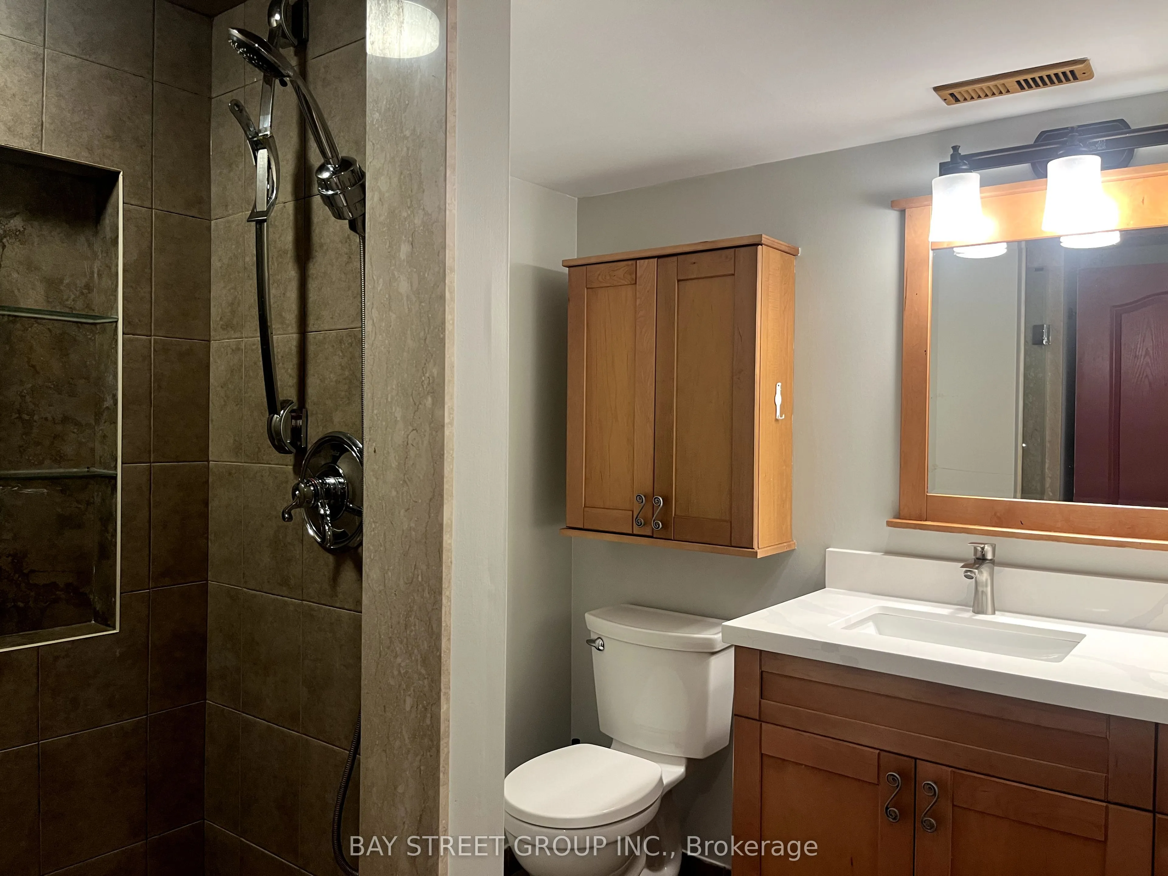 2517 Dinning Court