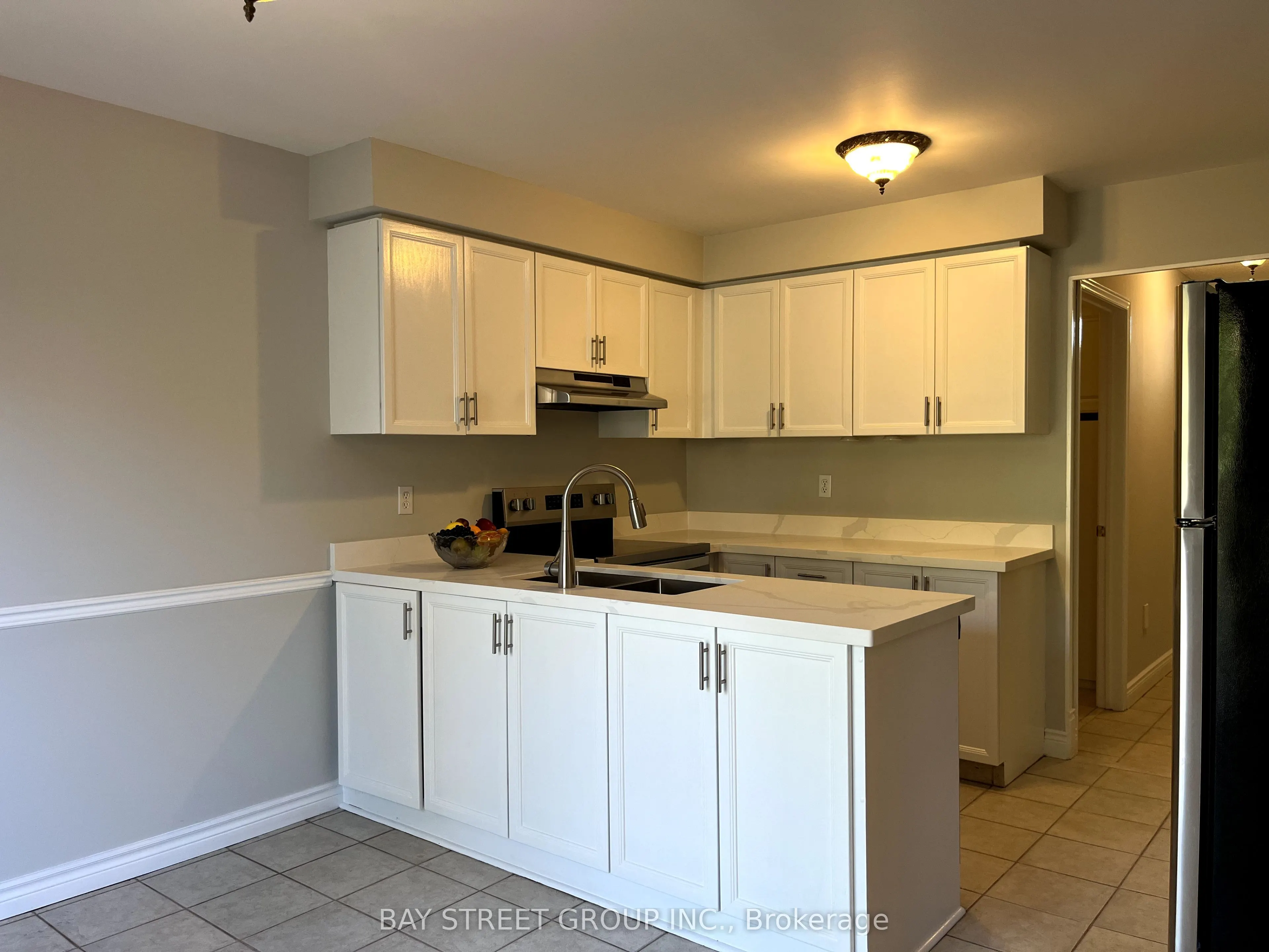 2517 Dinning Court