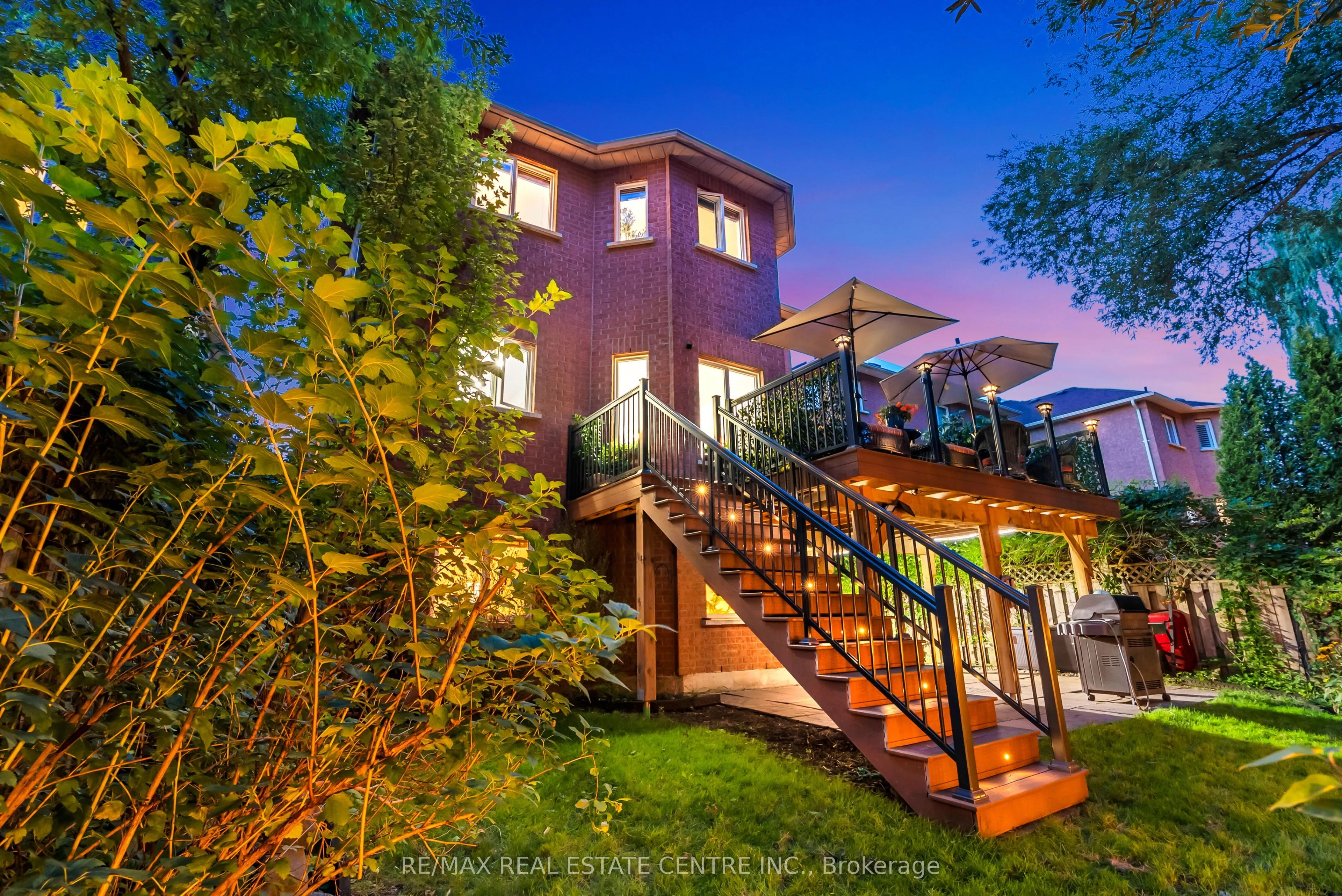 7173 Waldorf Way NW