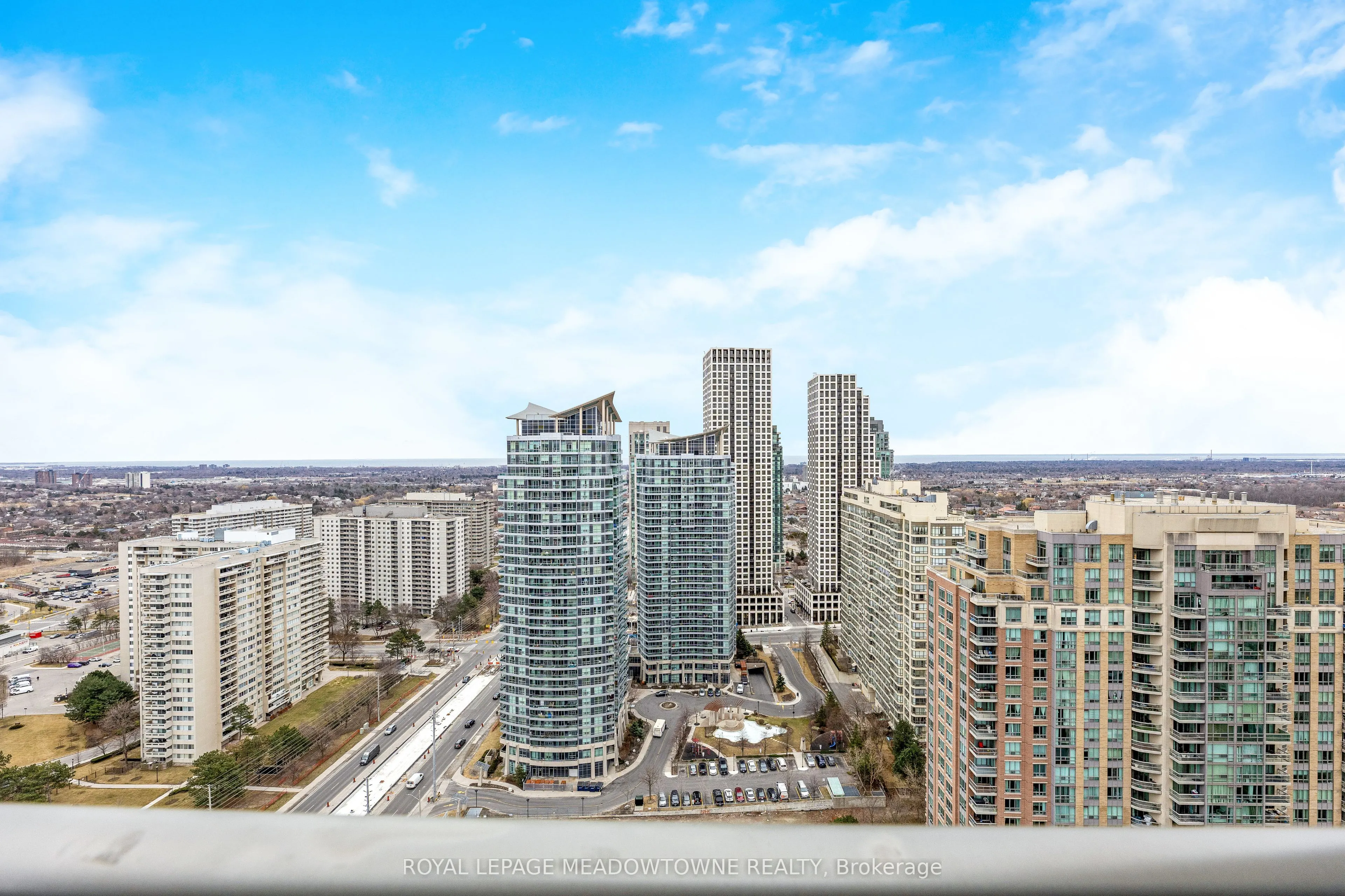 208 Enfield Place, #3303