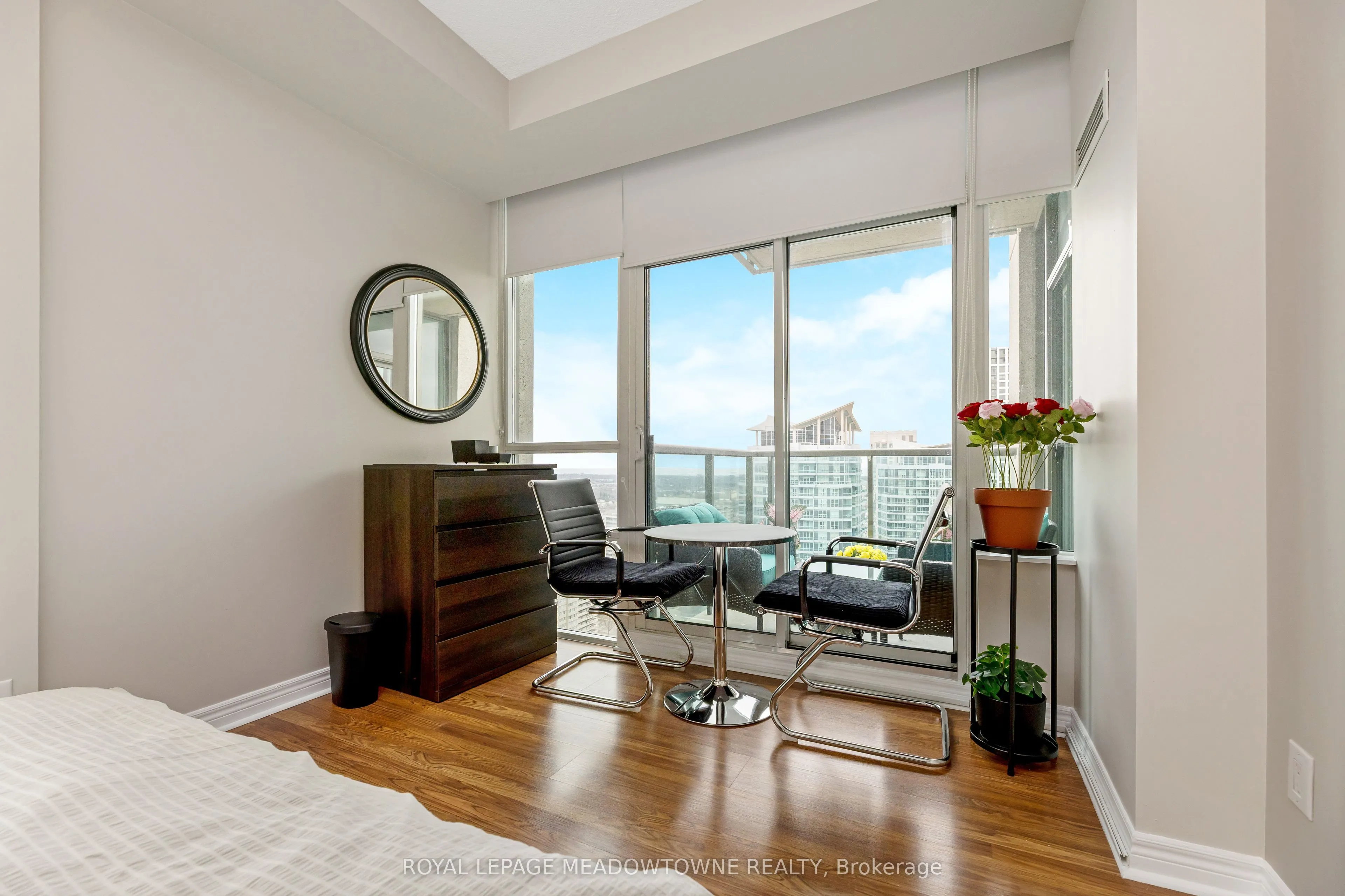 208 Enfield Place, #3303
