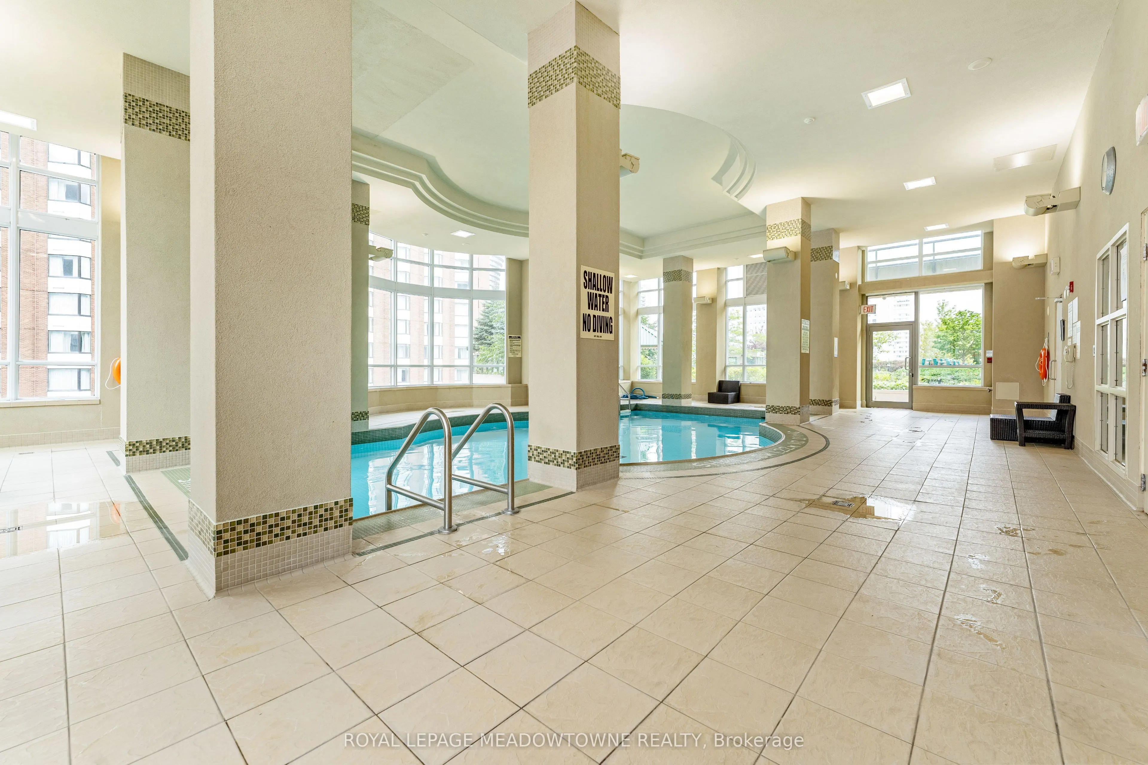 208 Enfield Place, #3303