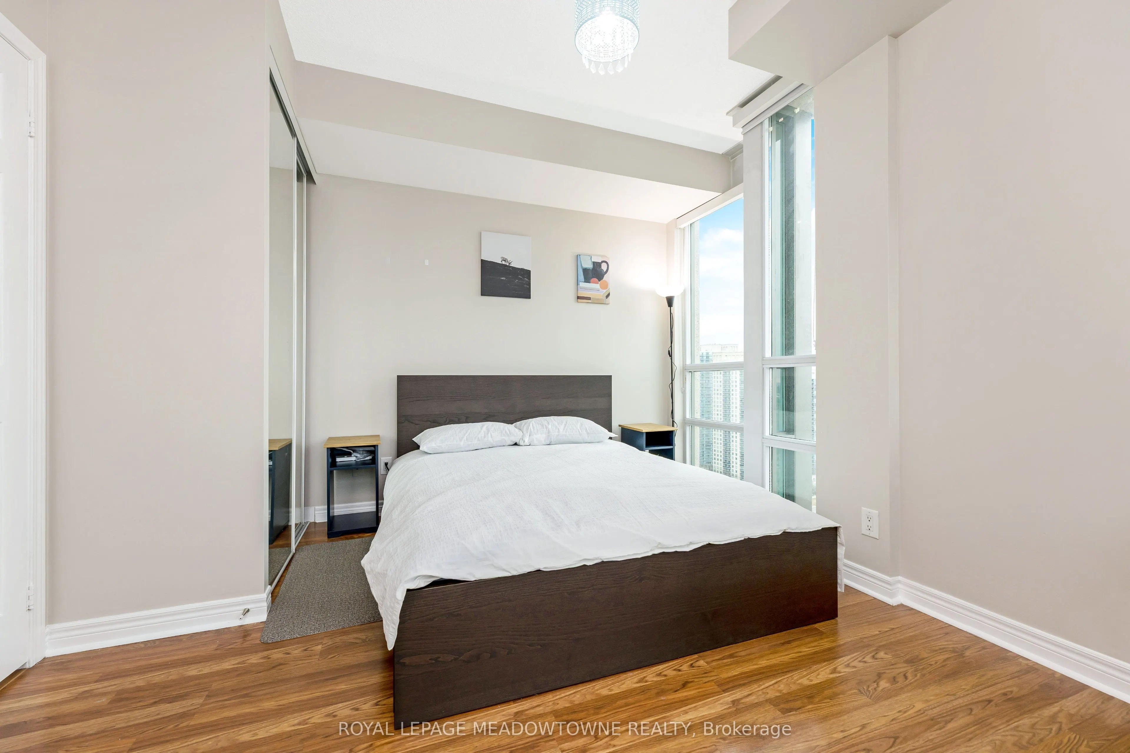 208 Enfield Place, #3303