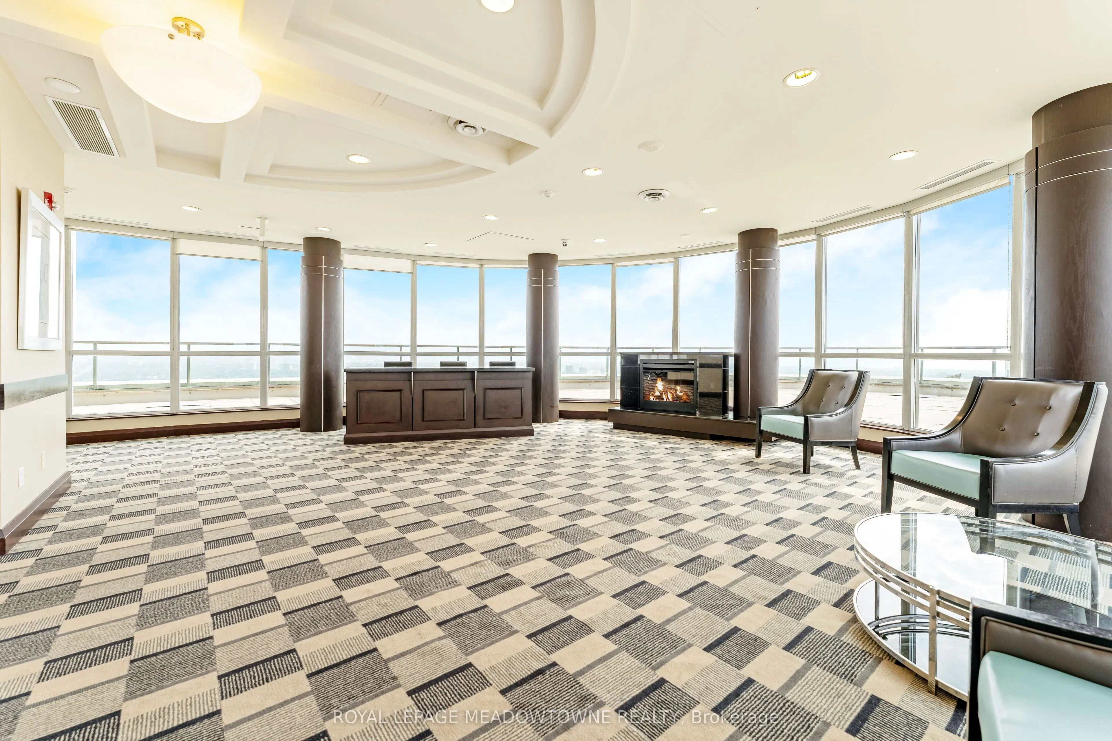 208 Enfield Place, #3303