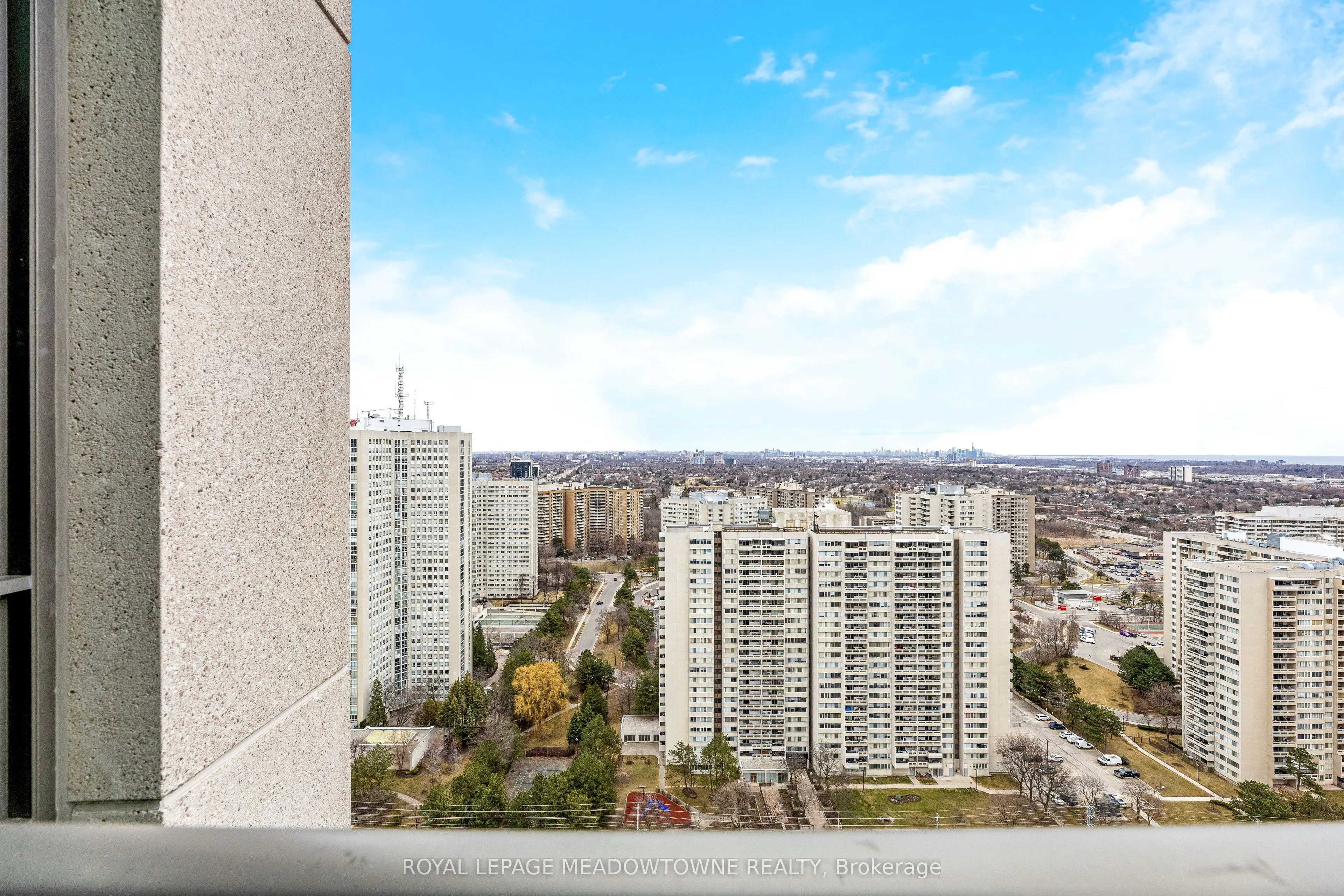 208 Enfield Place, #3303