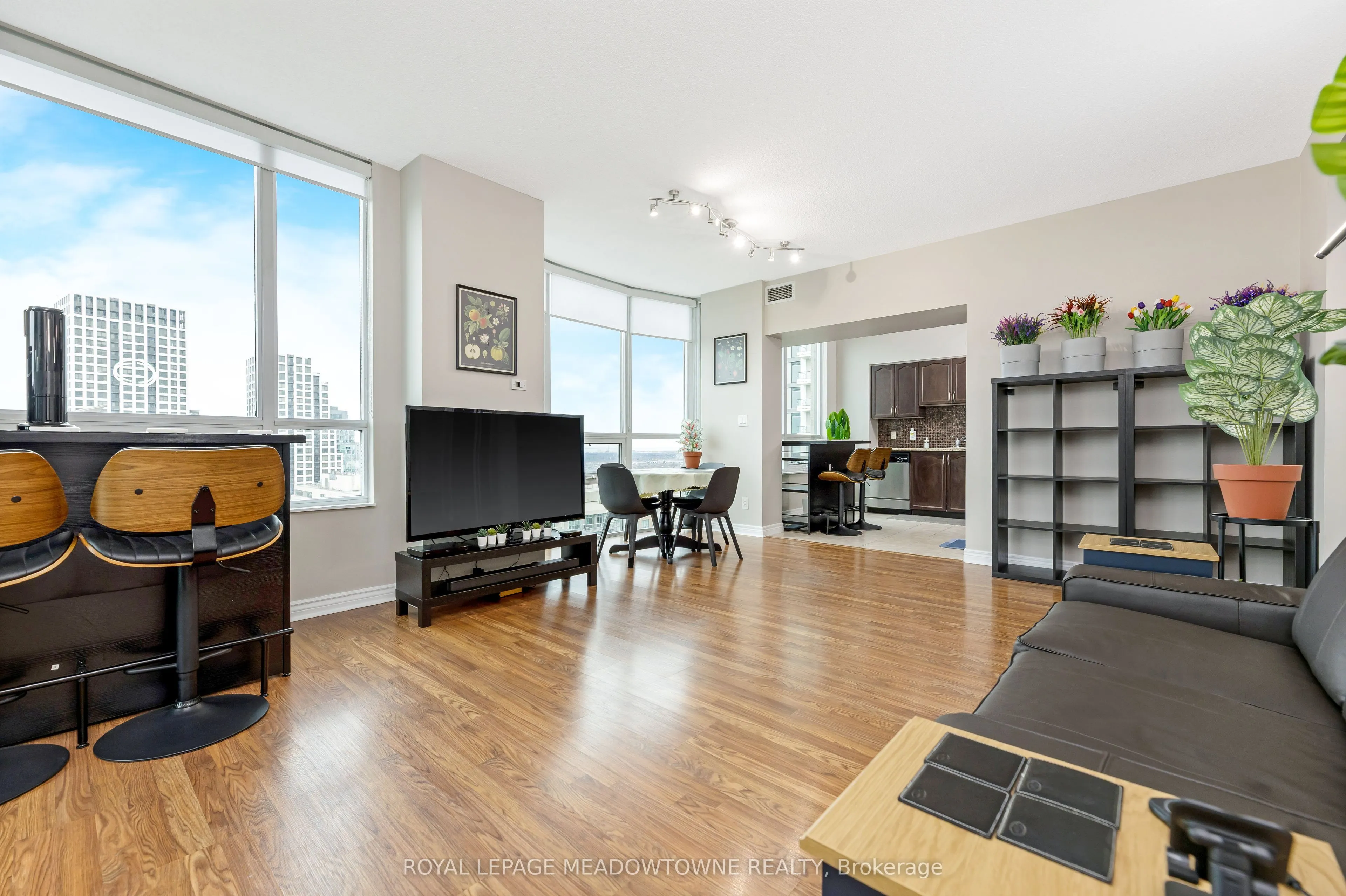 208 Enfield Place, #3303