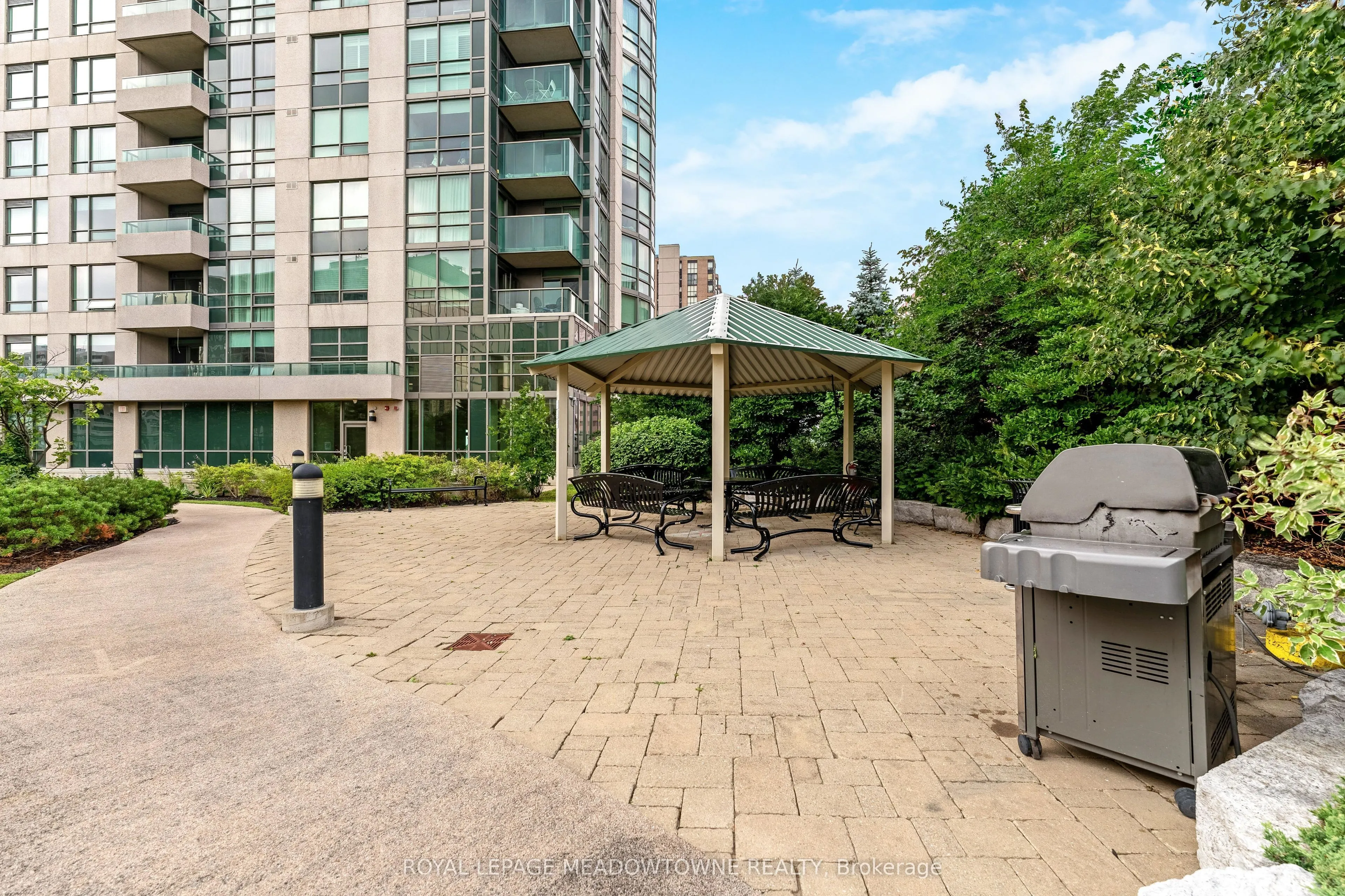 208 Enfield Place, #3303