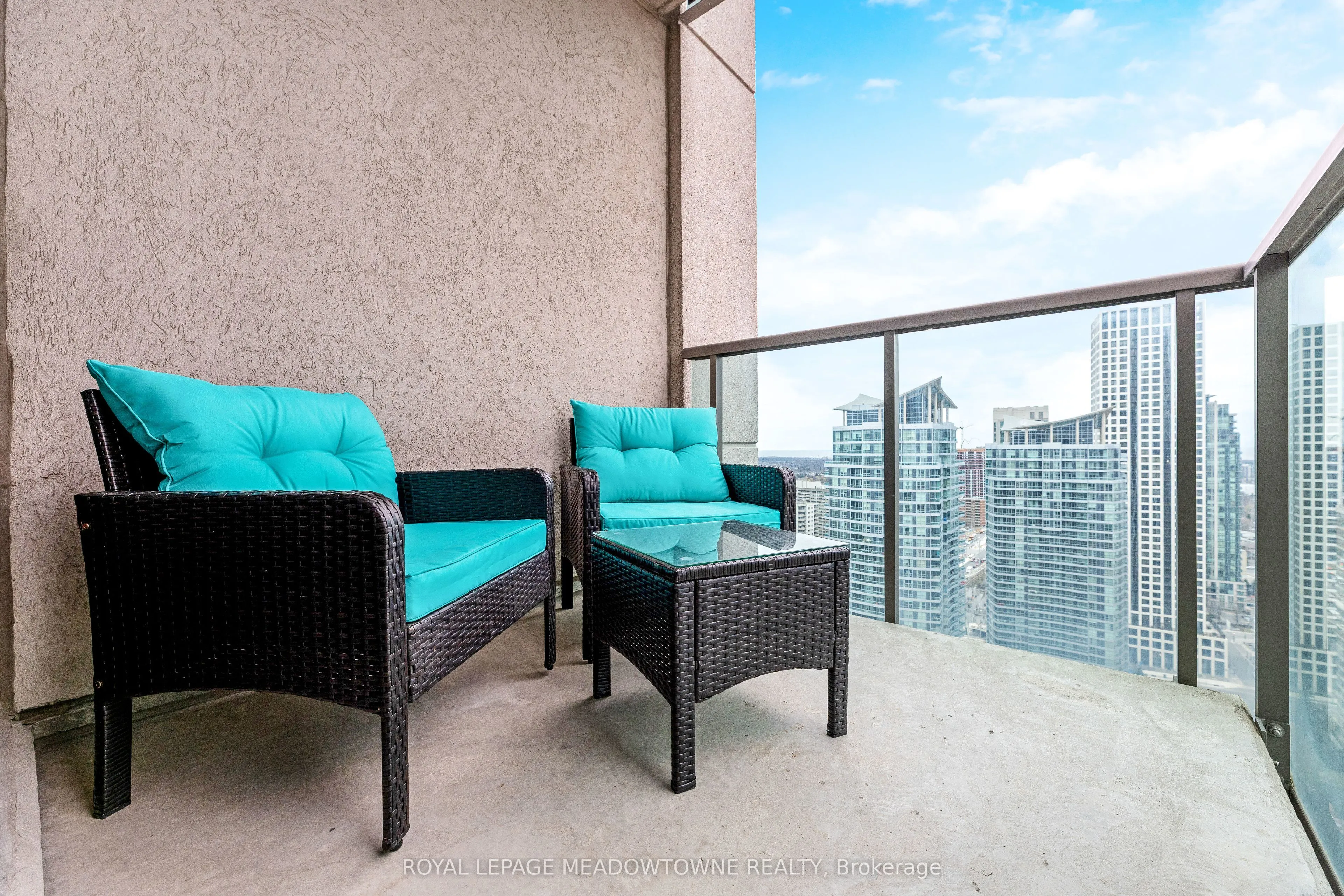 208 Enfield Place, #3303
