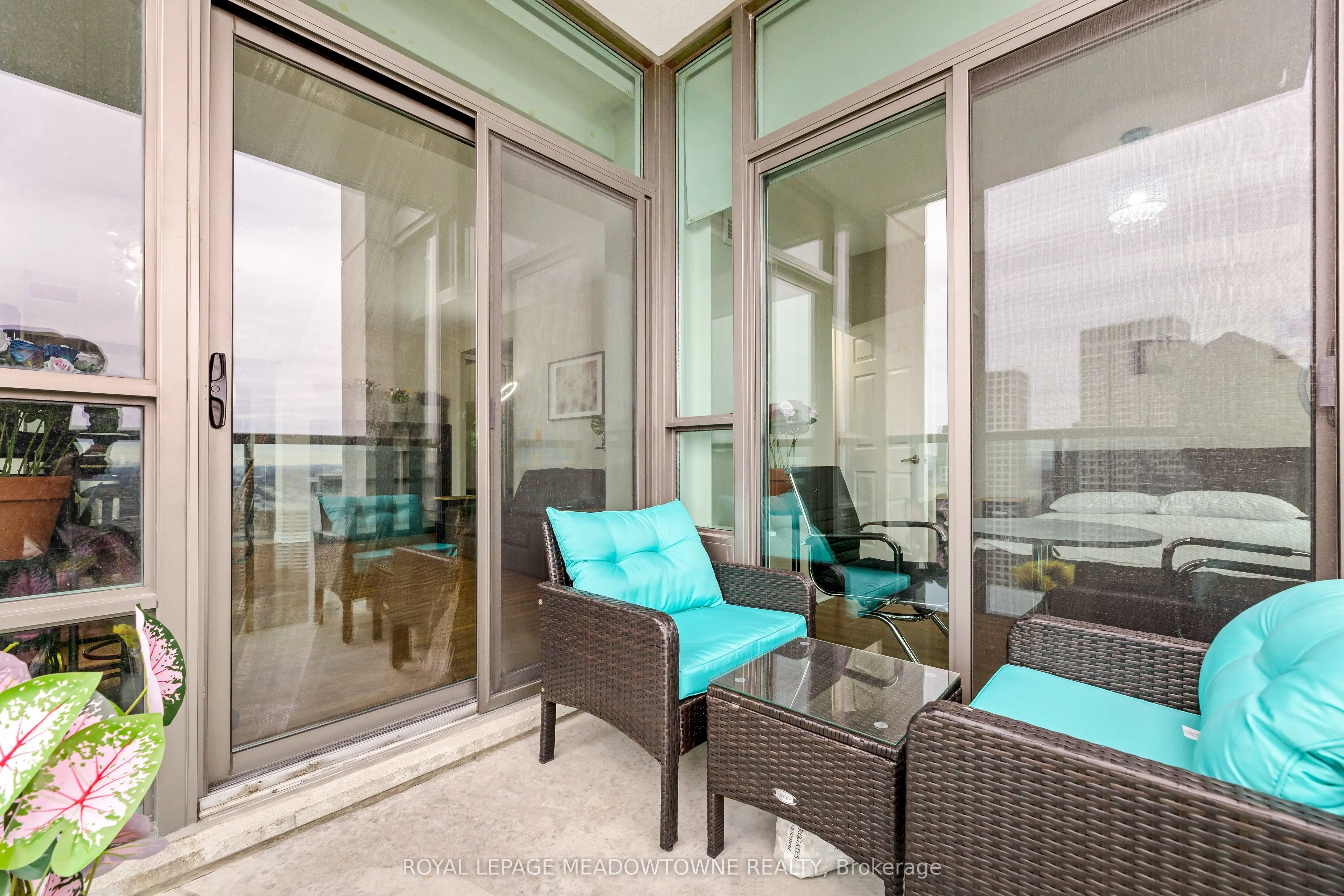 208 Enfield Place, #3303