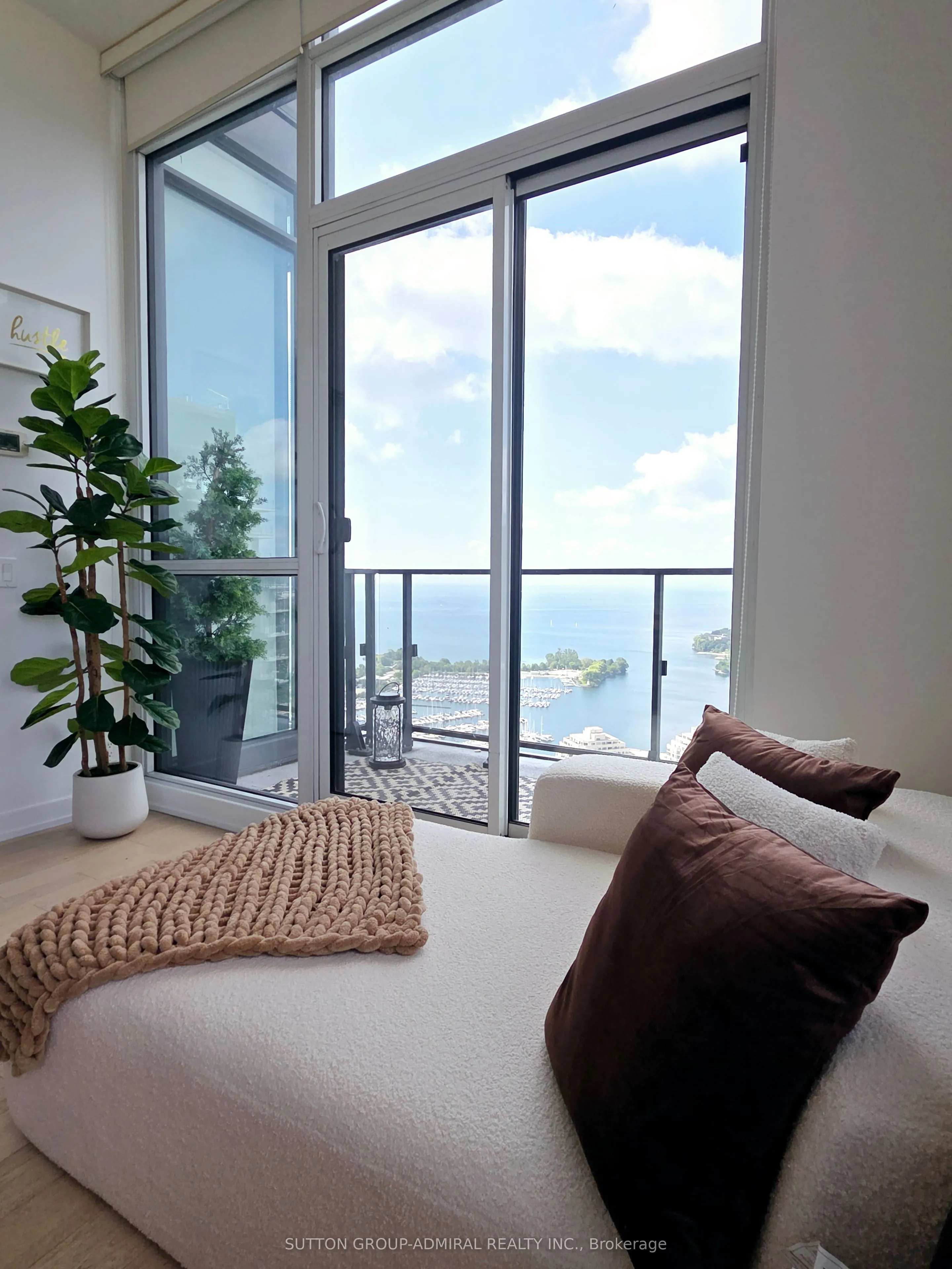 2200 Lake Shore Boulevard W, #PH4