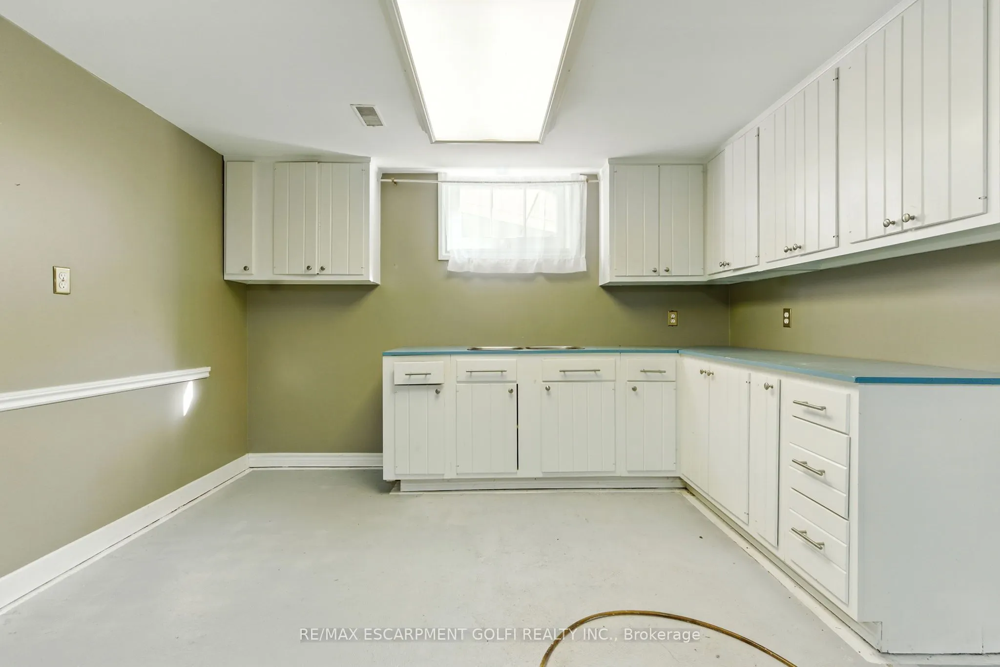 2366 Tait Avenue