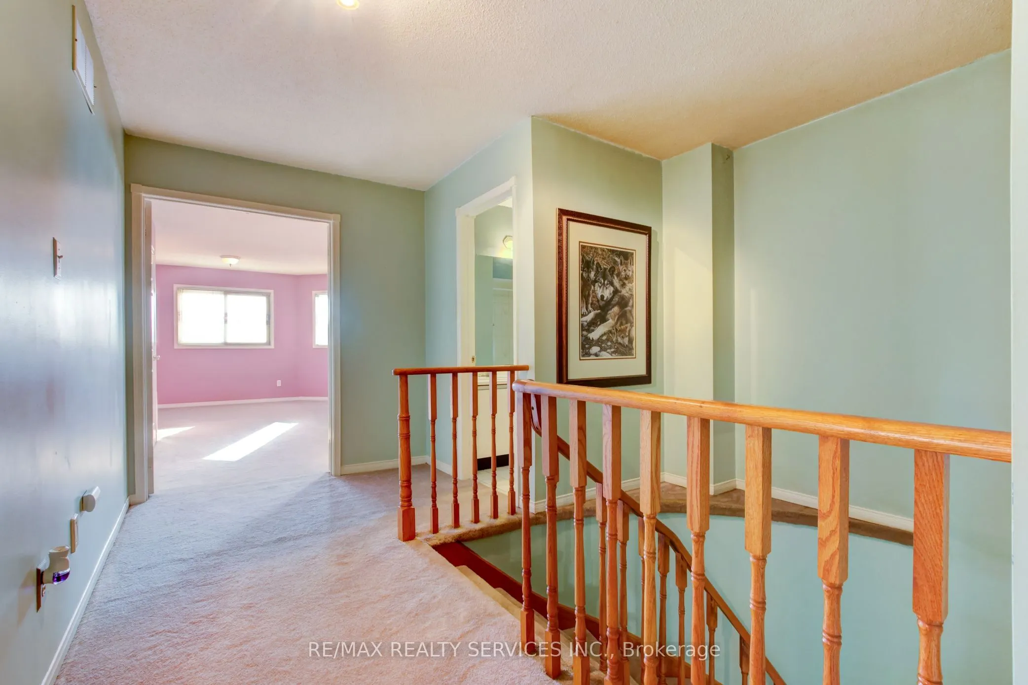 37 Lord Simcoe Drive