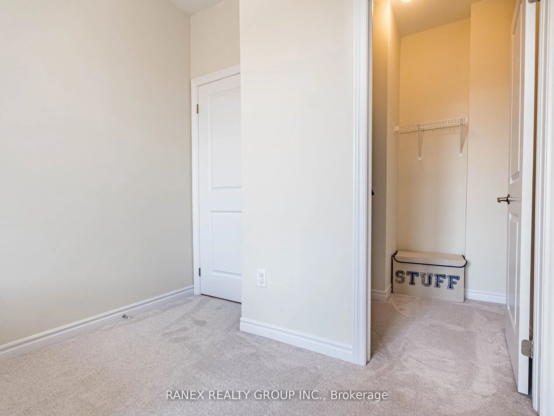 1411 Oakmont Common