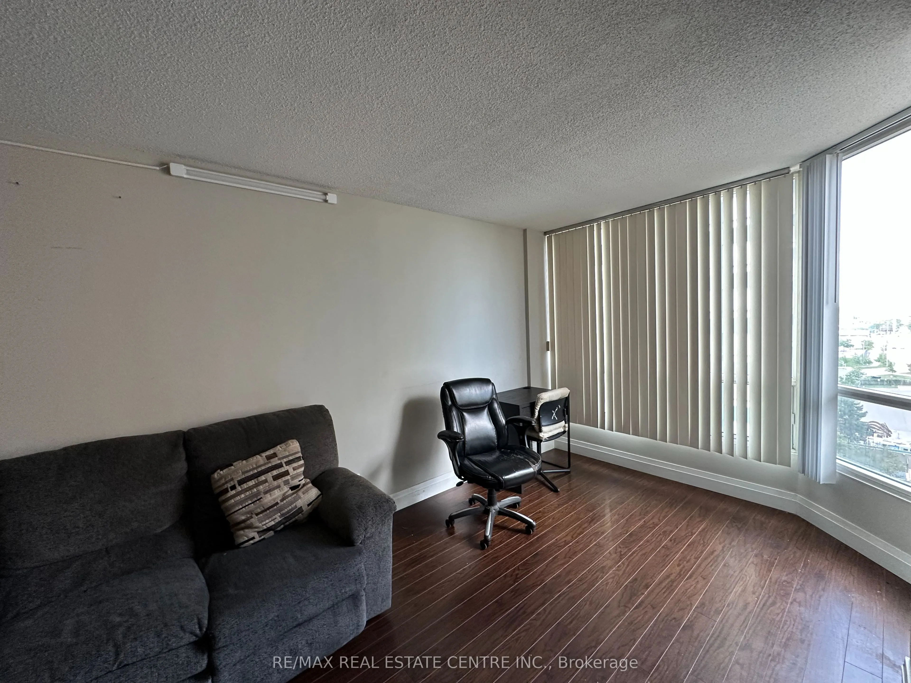155 Hillcrest Avenue, #912