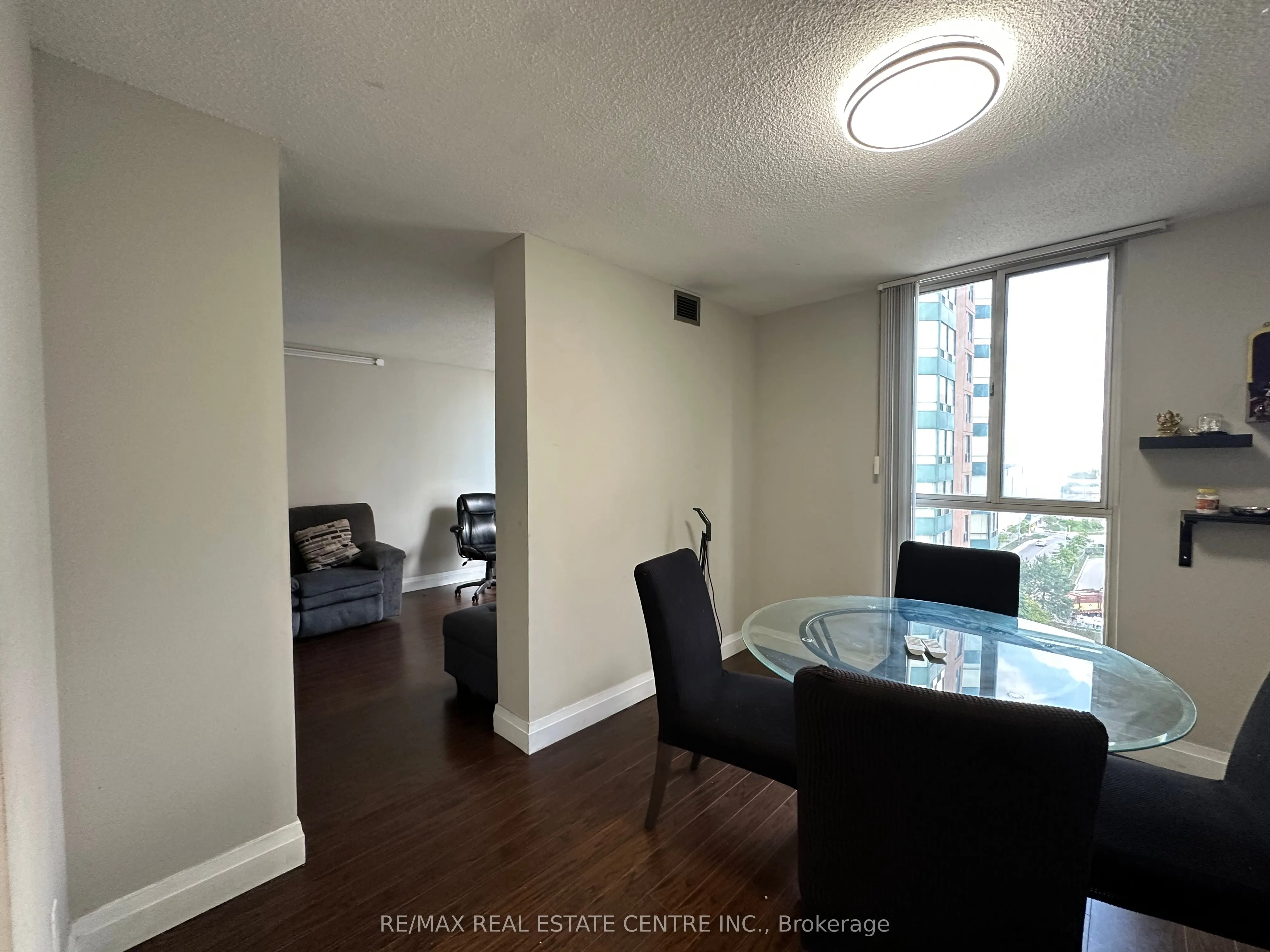 155 Hillcrest Avenue, #912