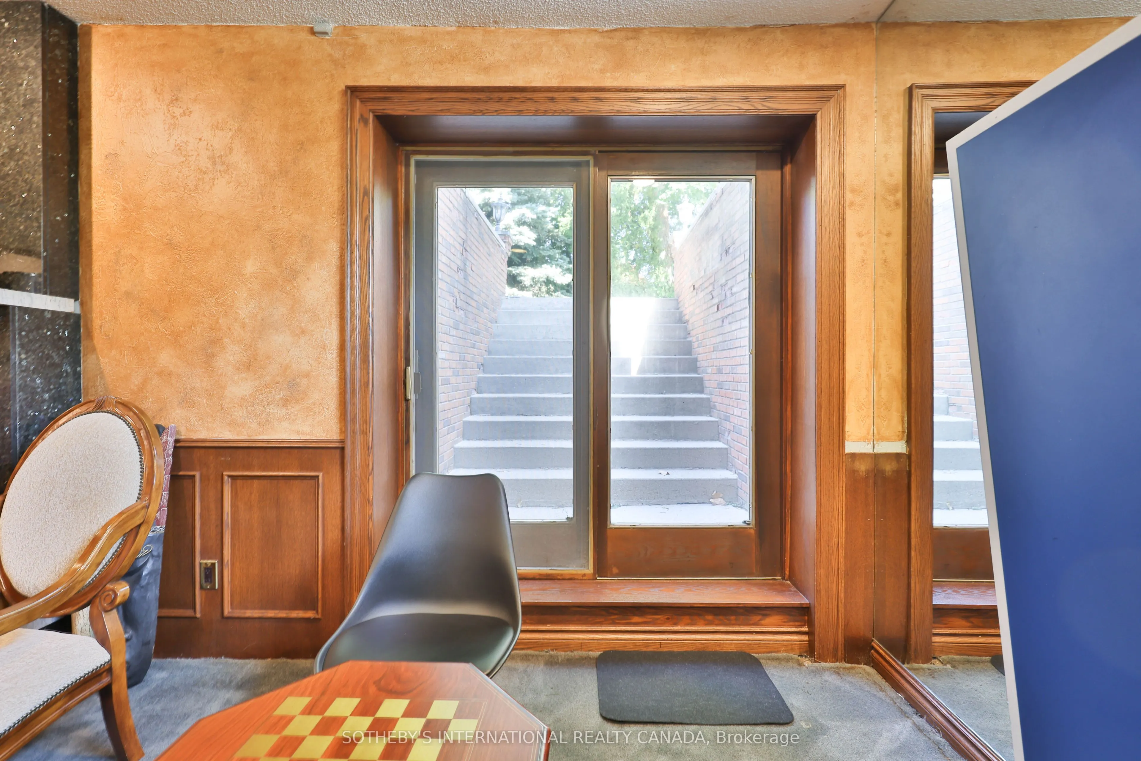 1070 Geran Crescent