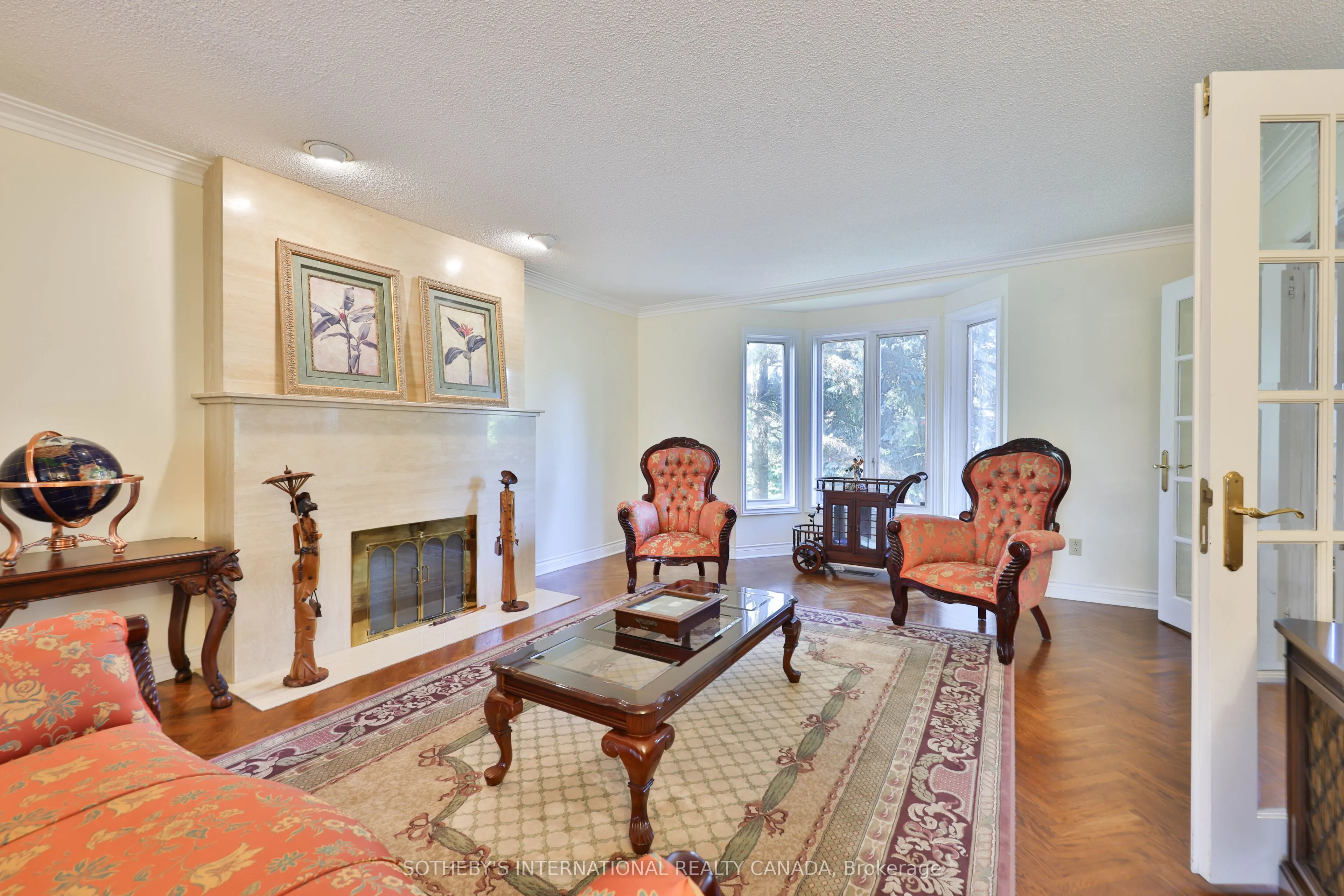 1070 Geran Crescent