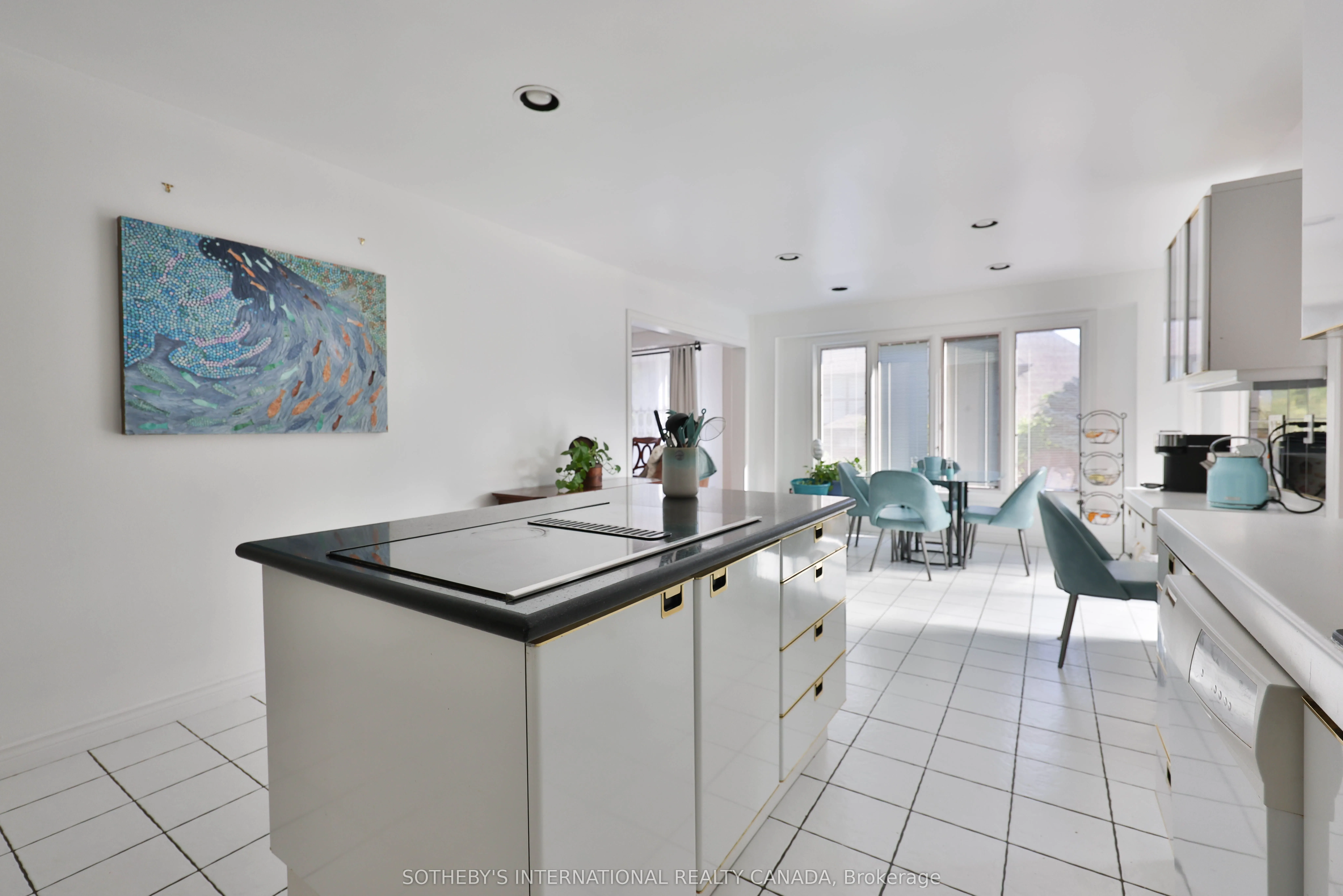 1070 Geran Crescent