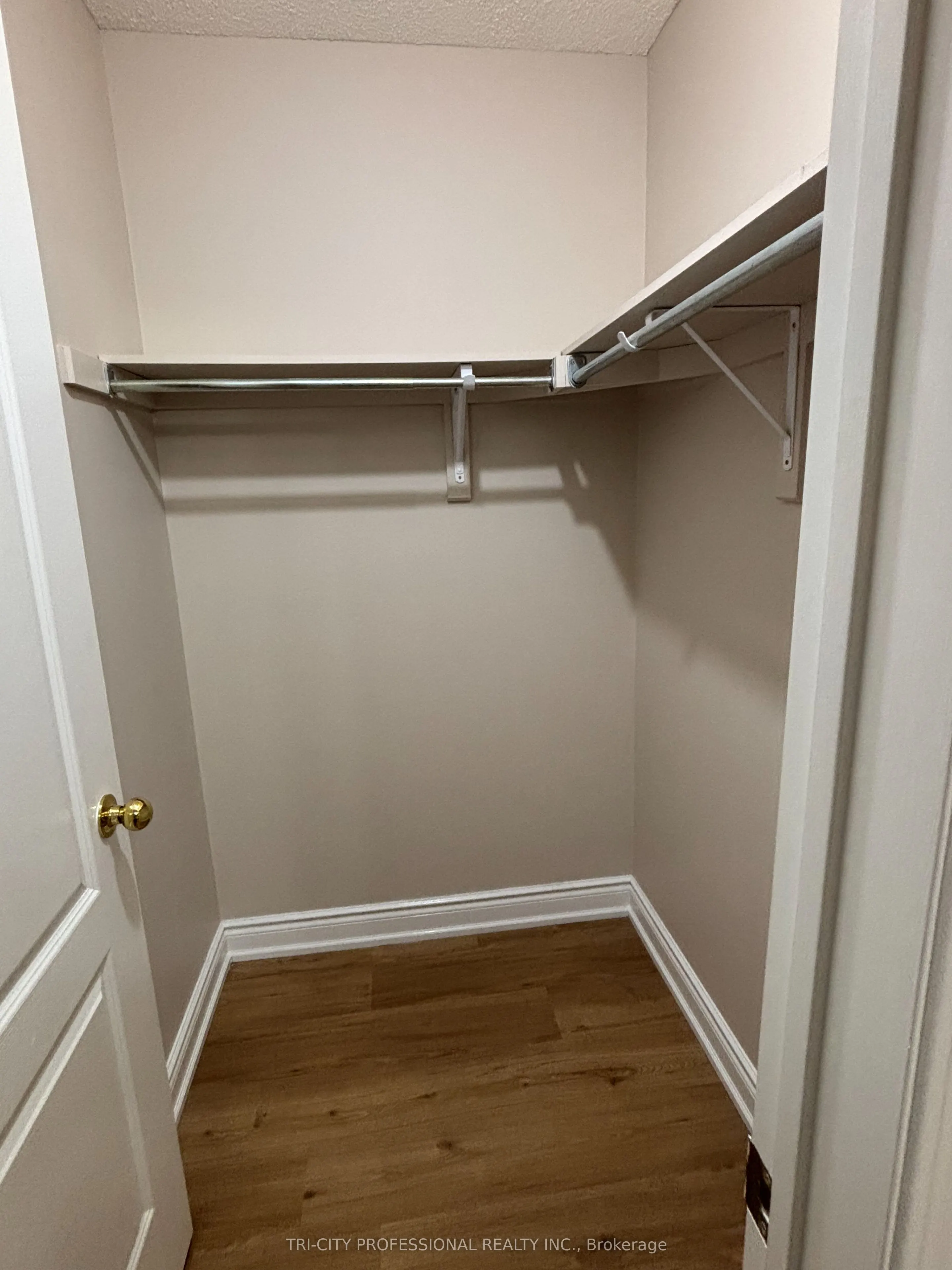 7284 Bellshire Gate, #27