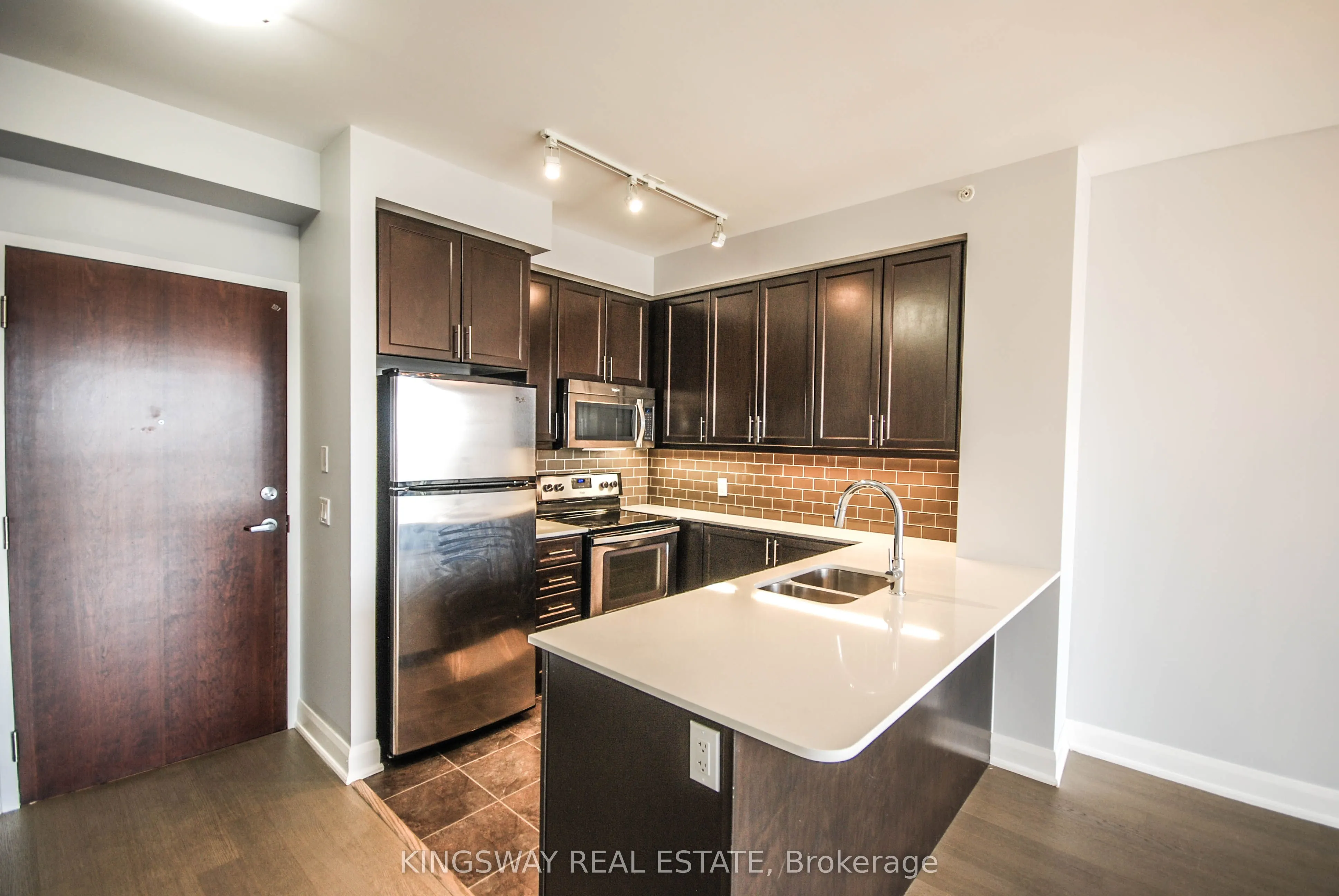 2480 Prince Michael Drive, #533