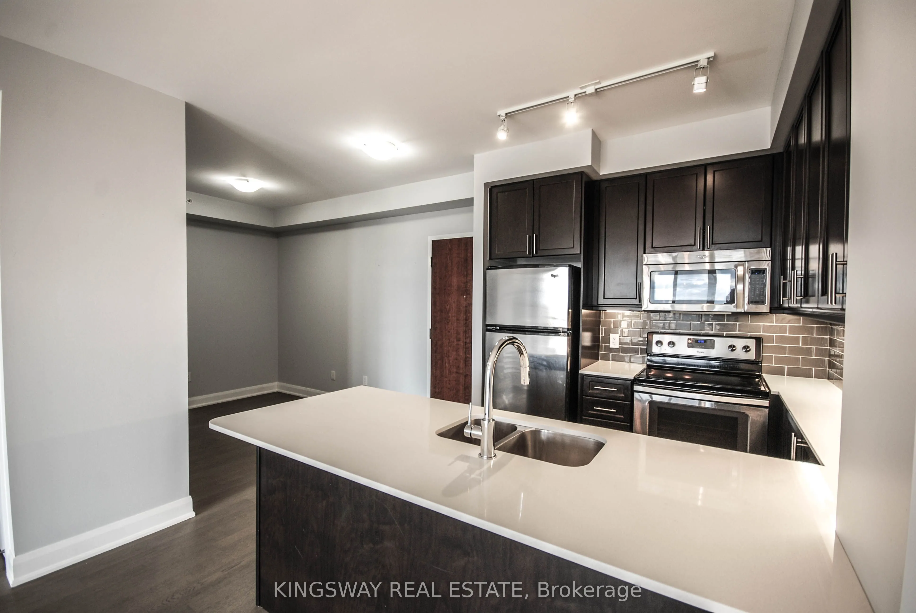 2480 Prince Michael Drive, #533