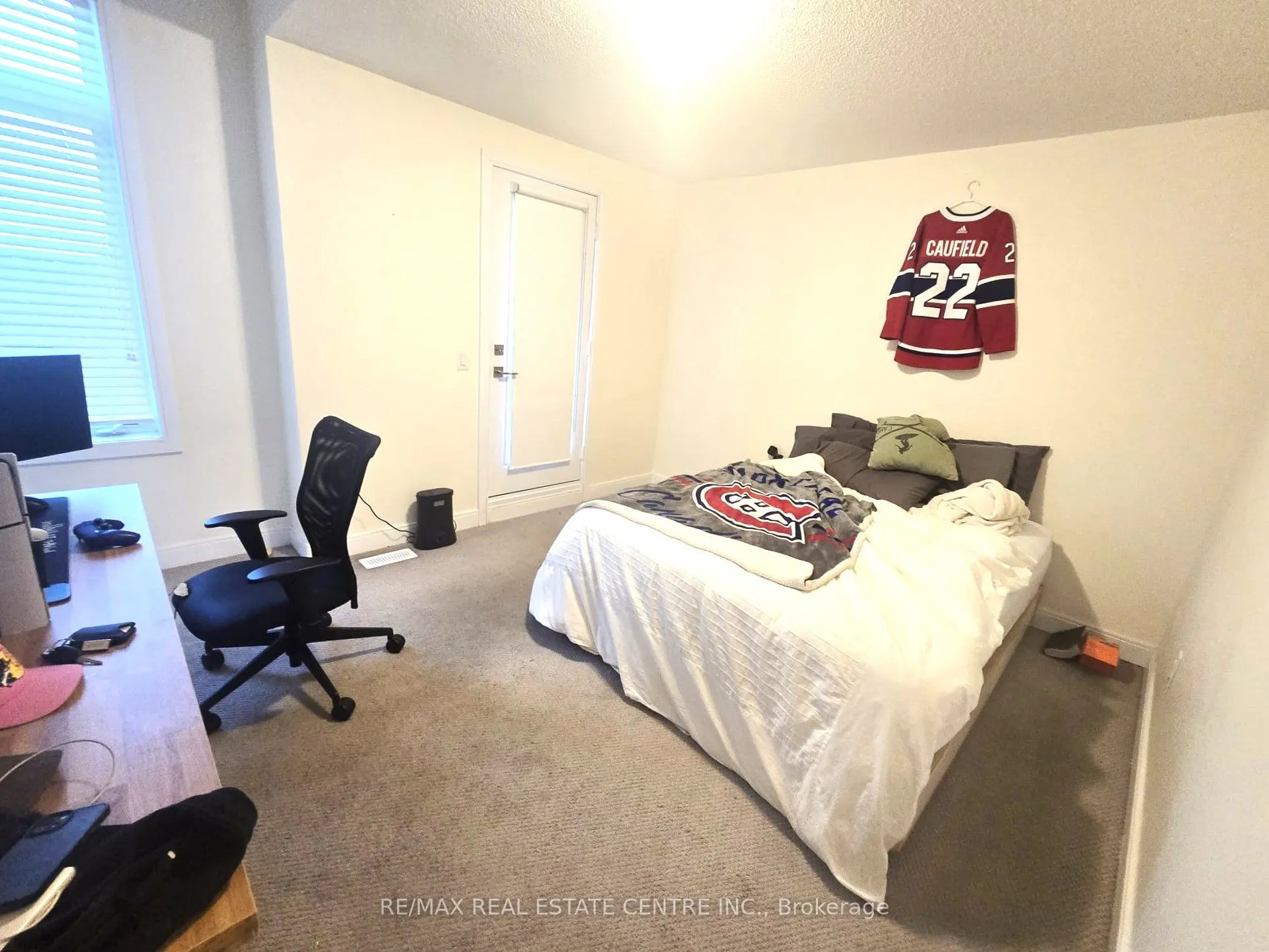 447 Veterans Drive