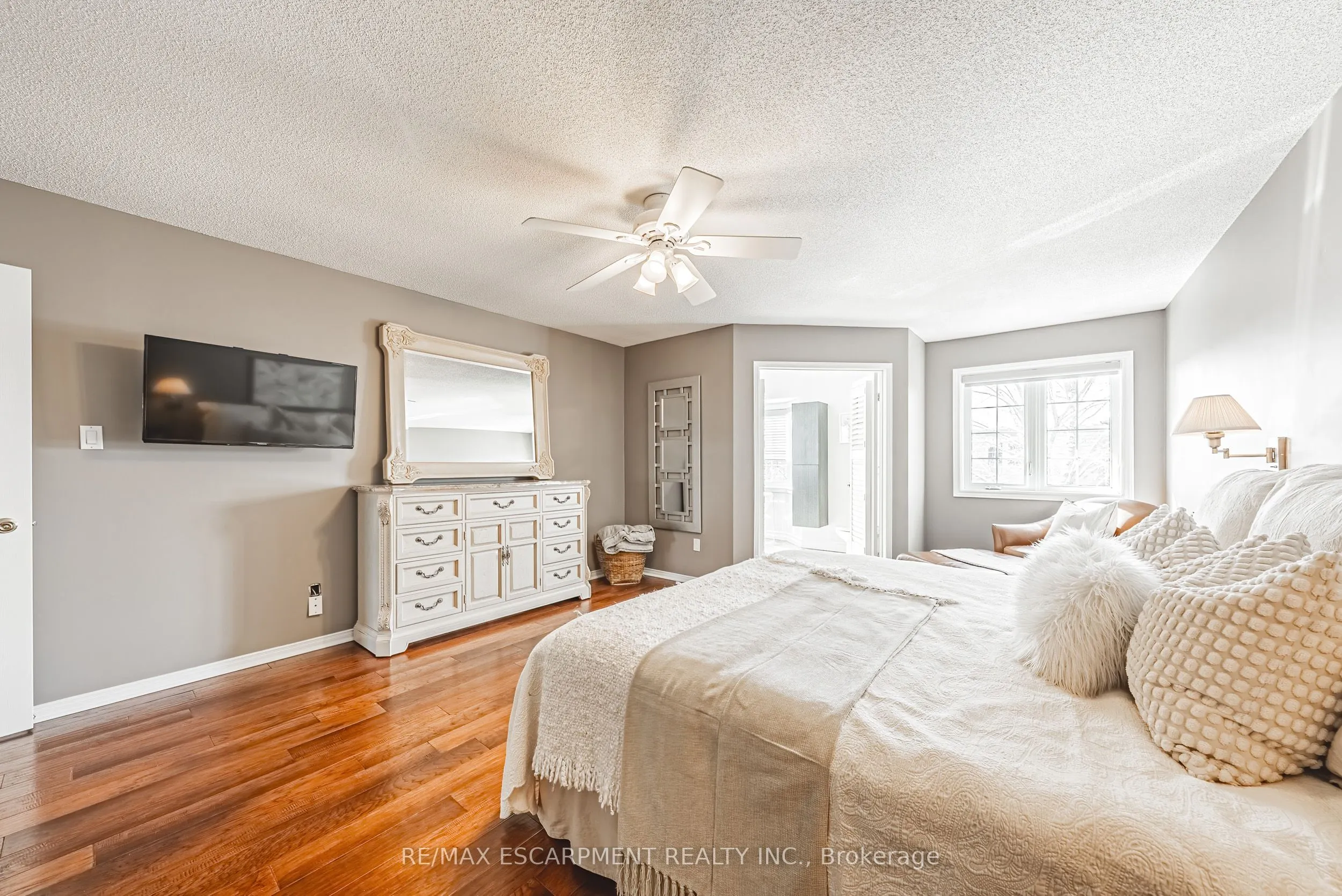 3333 New Street, #9