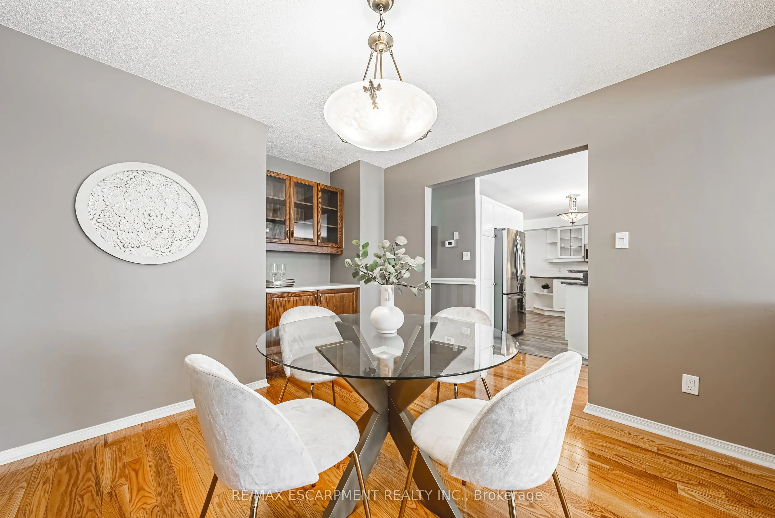 3333 New Street, #9
