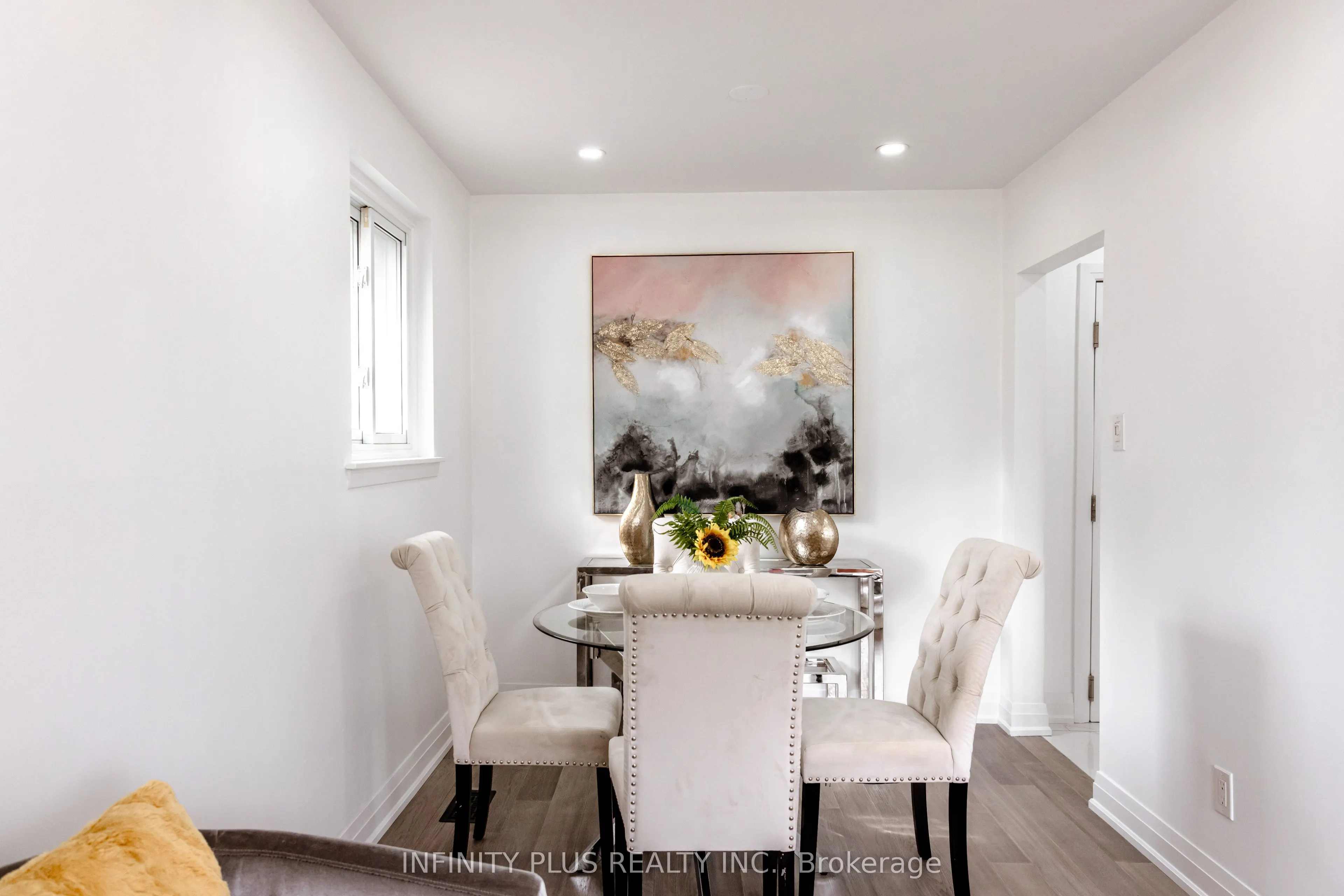 31 Autumn Boulevard